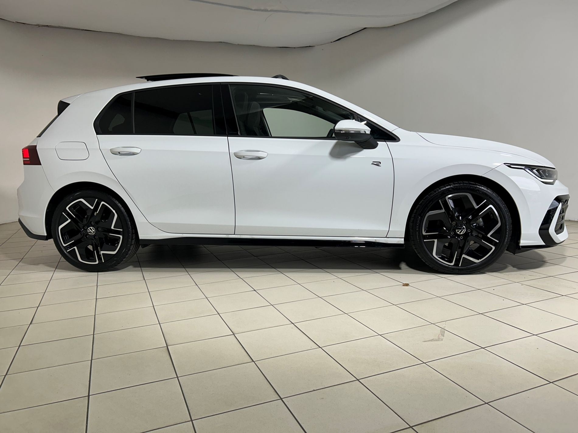 Golf 1.5 etsi R-Line 150cv dsg - Autoviemme