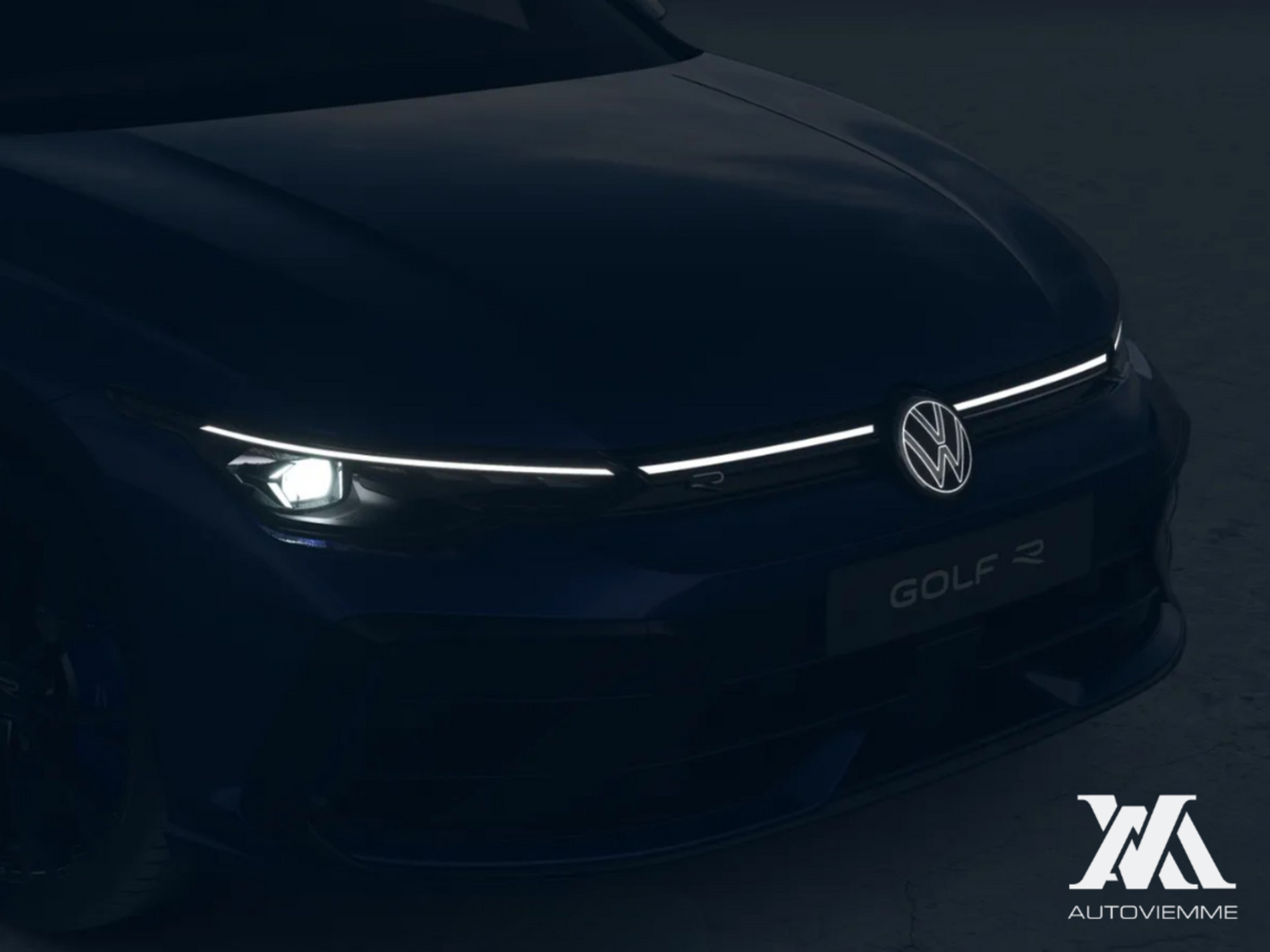 Volkswagen Golf R - Autoviemme