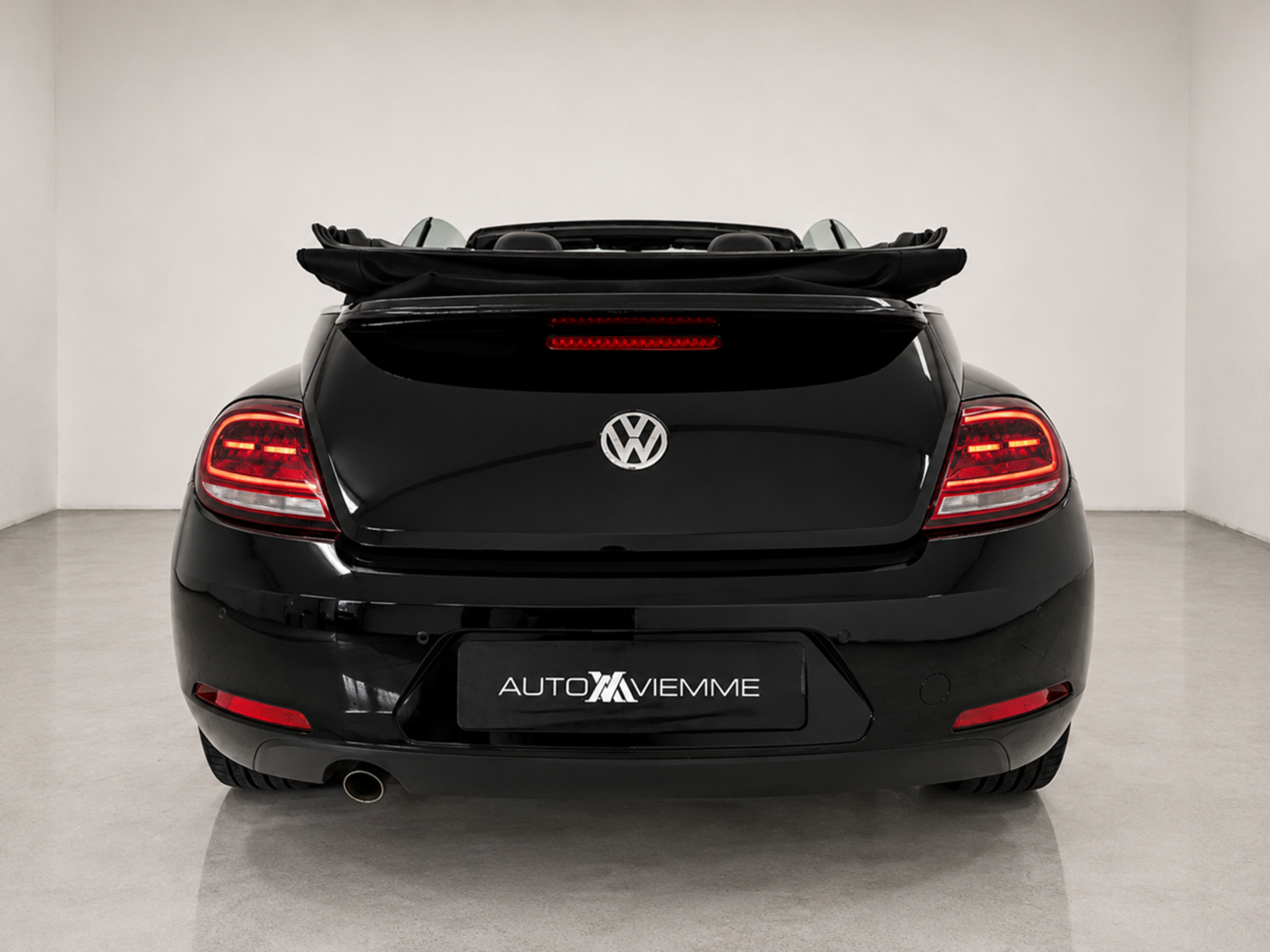 Volkswagen Maggiolino cabrio 1.2 All Star benzina 104 cv - Autoviemme