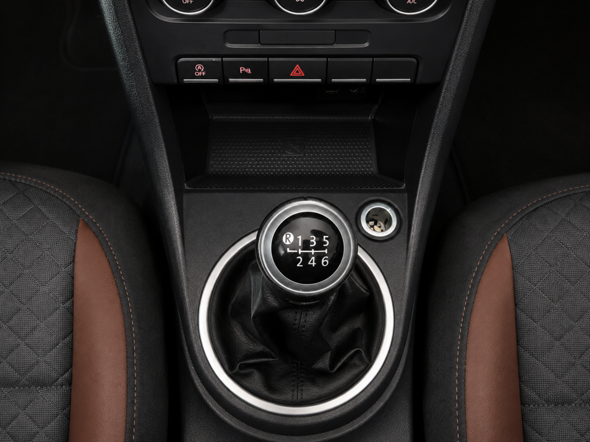 Volkswagen Maggiolino cabrio 1.2 All Star benzina 104 cv - Autoviemme