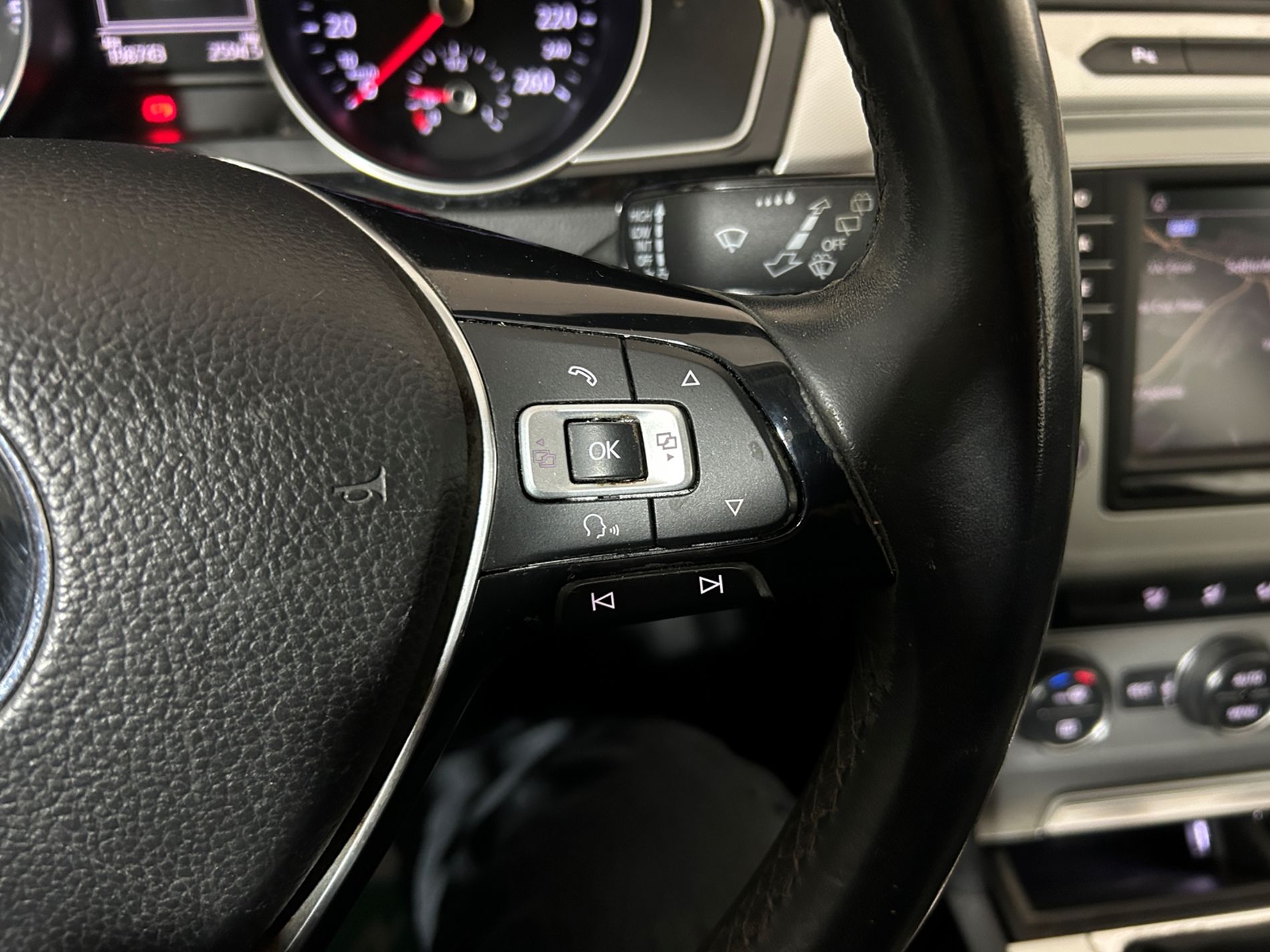 Passat Variant 2.0 tdi Business 150cv - Autoviemme