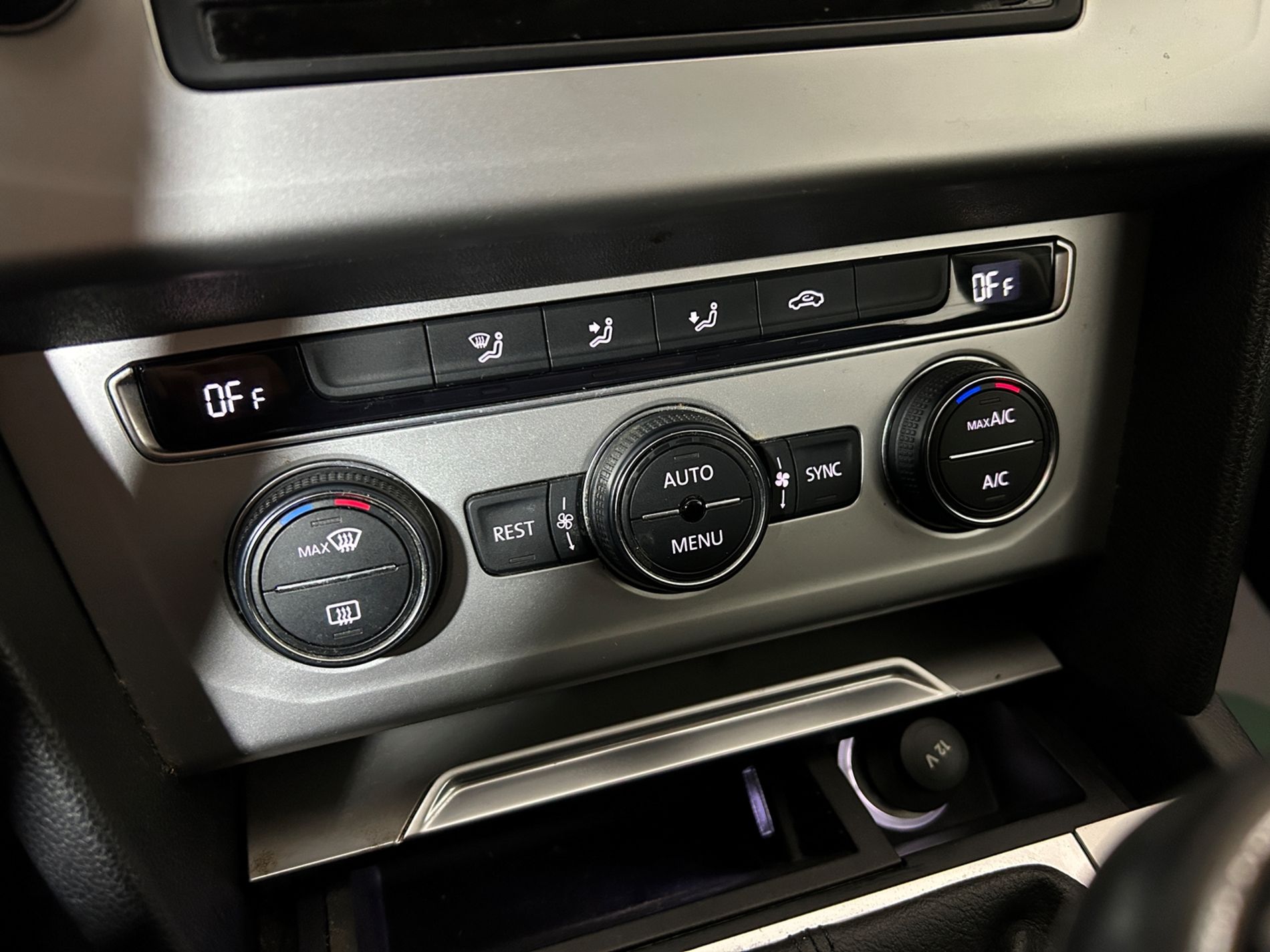 Passat Variant 2.0 tdi Business 150cv - Autoviemme