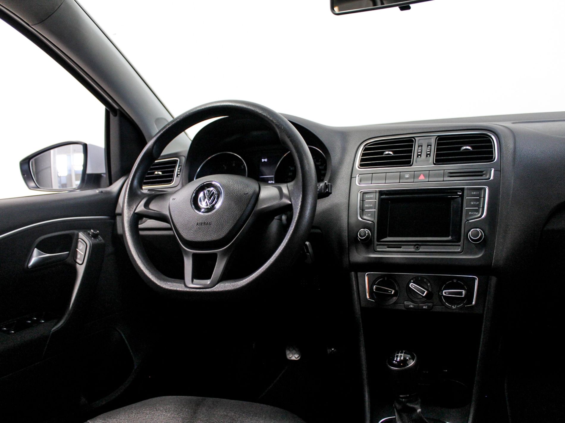 Polo 5p 1.0 mpi Comfortline 75cv - Autoviemme