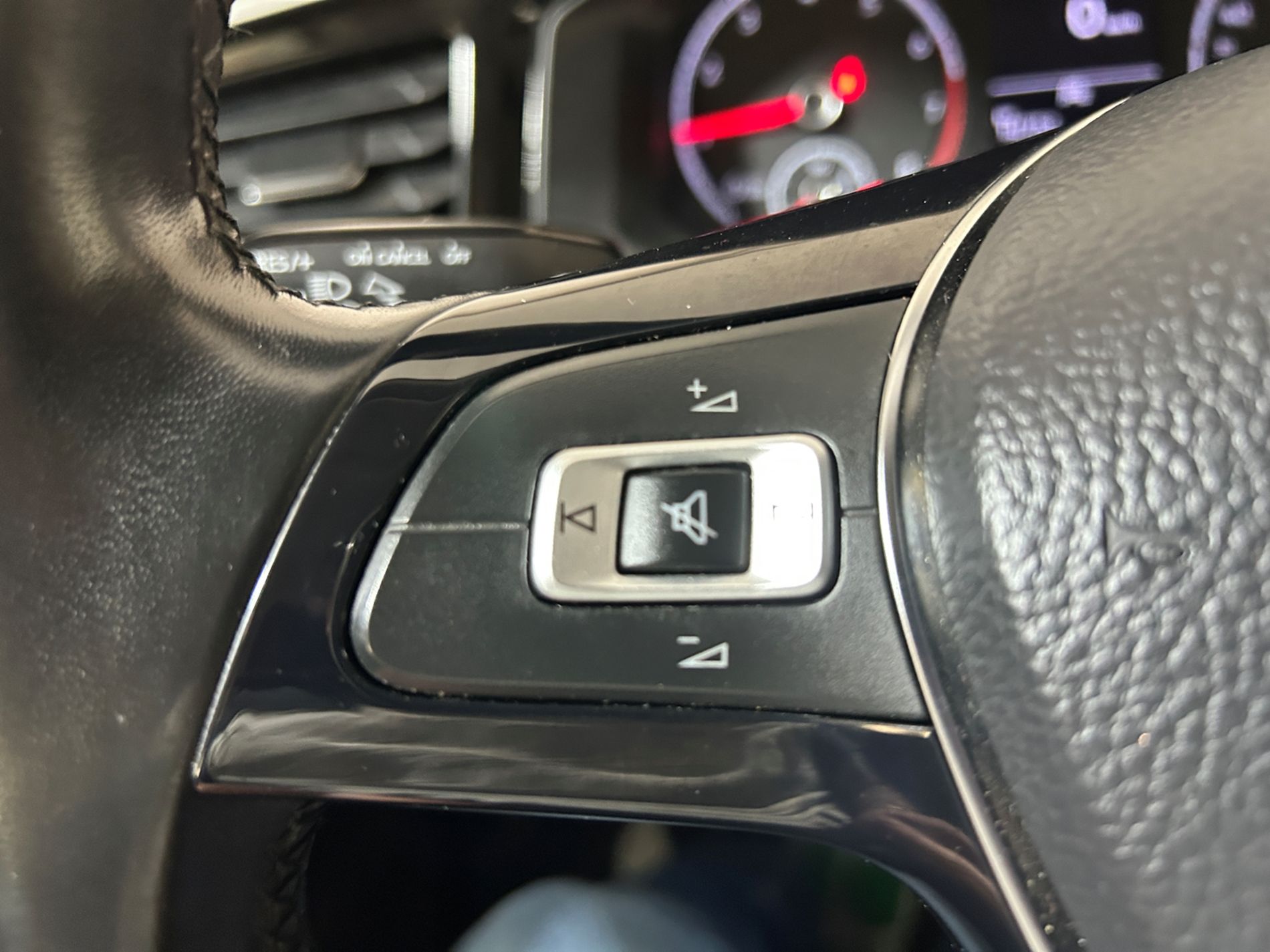 Volkswagen Polo 5p 1.0 tsi Comfortline 95 cv - Autoviemme