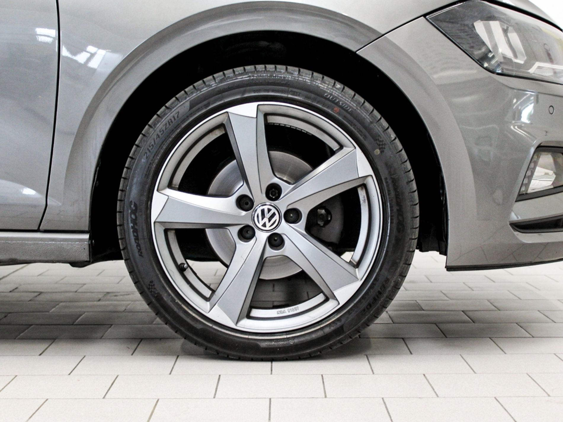 Polo 5p 1.6 tdi Comfortline 80cv - Autoviemme