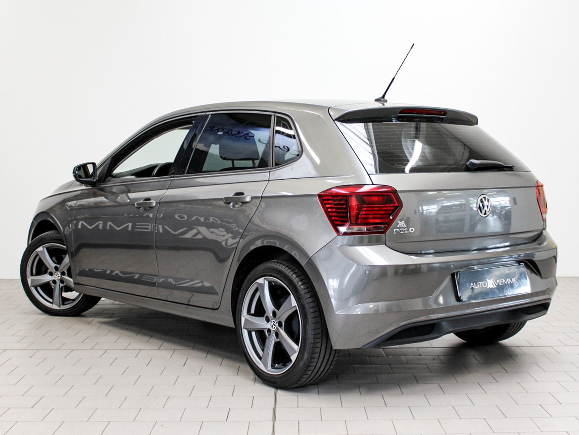 Polo 5p 1.6 tdi Comfortline 80cv - Autoviemme