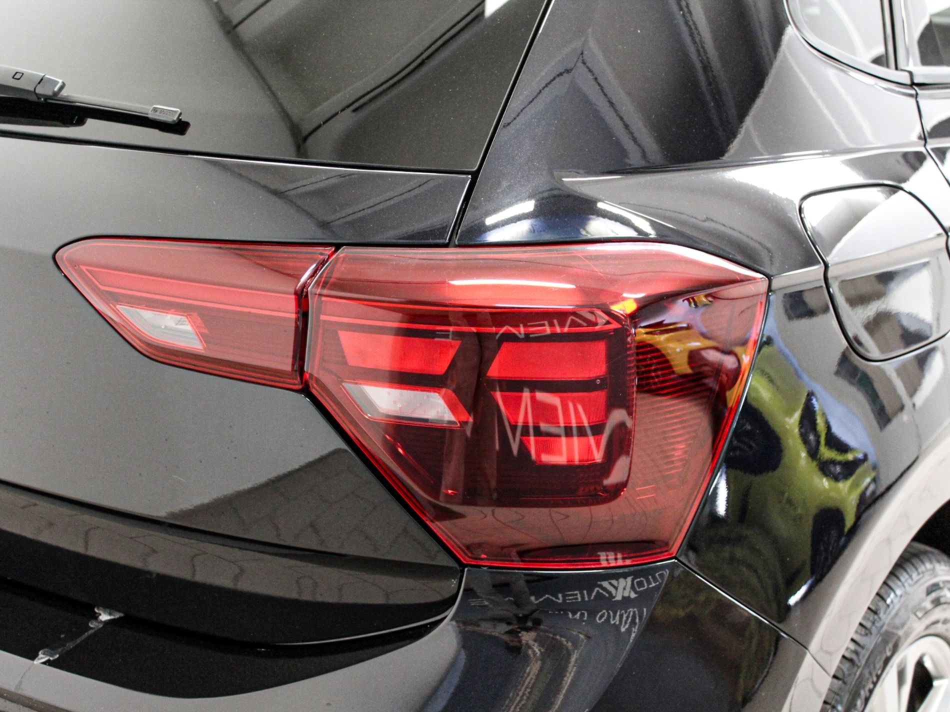 Polo 1.0 tsi R-Line 95cv dsg - Autoviemme