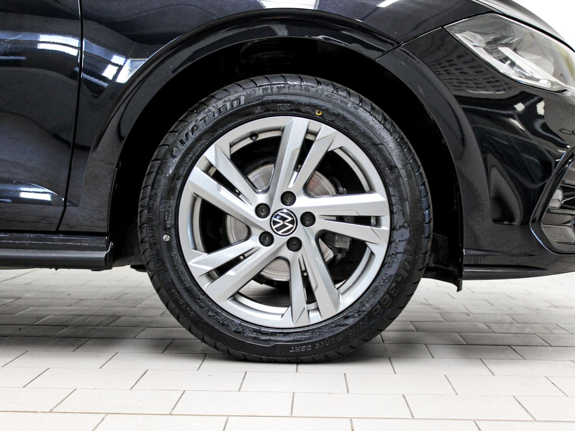 Polo 1.0 tsi R-Line 95cv dsg - Autoviemme