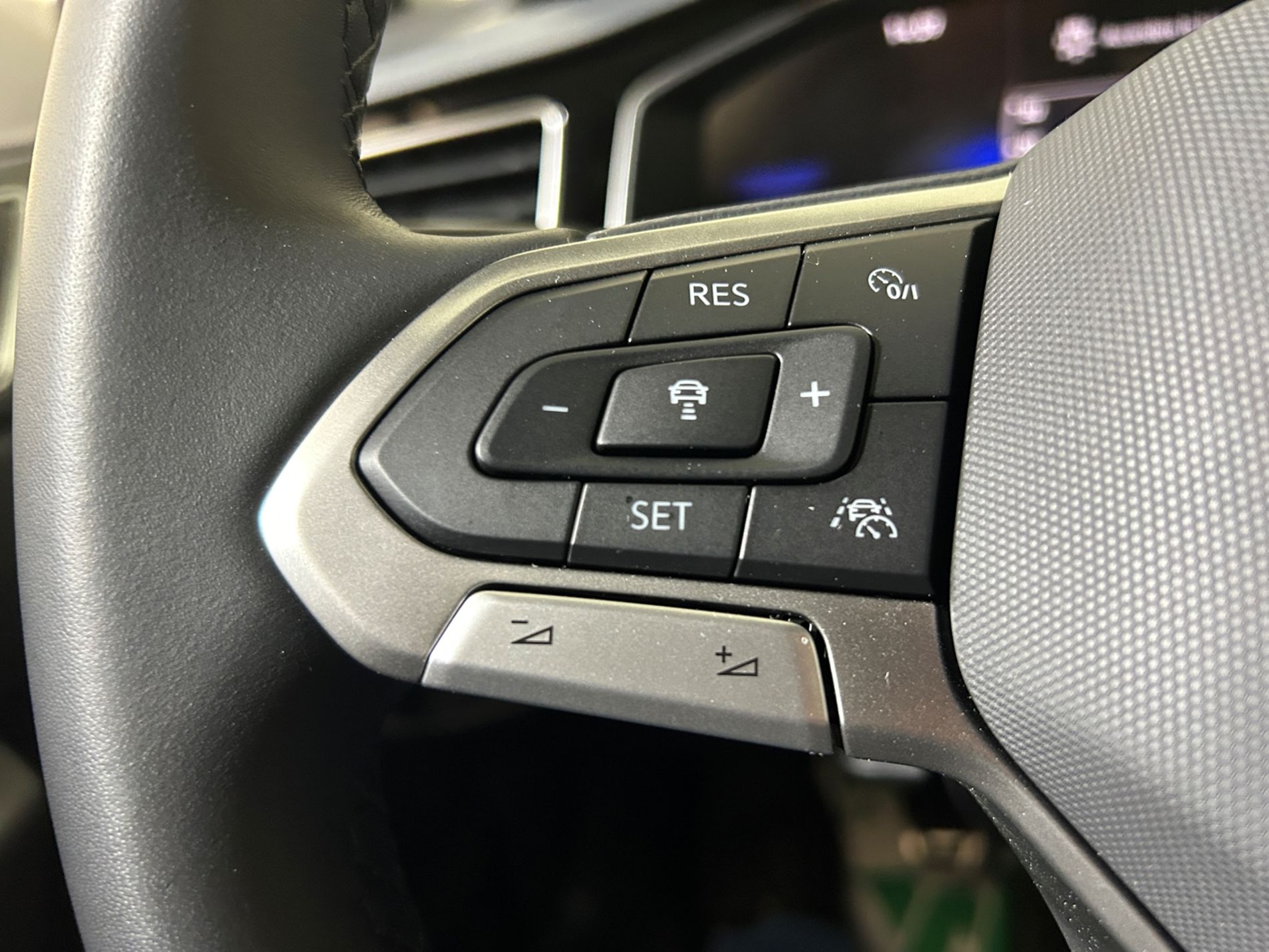 Vw Polo 1.0 tsi R-Line Plus 95 cv km zero - Autoviemme