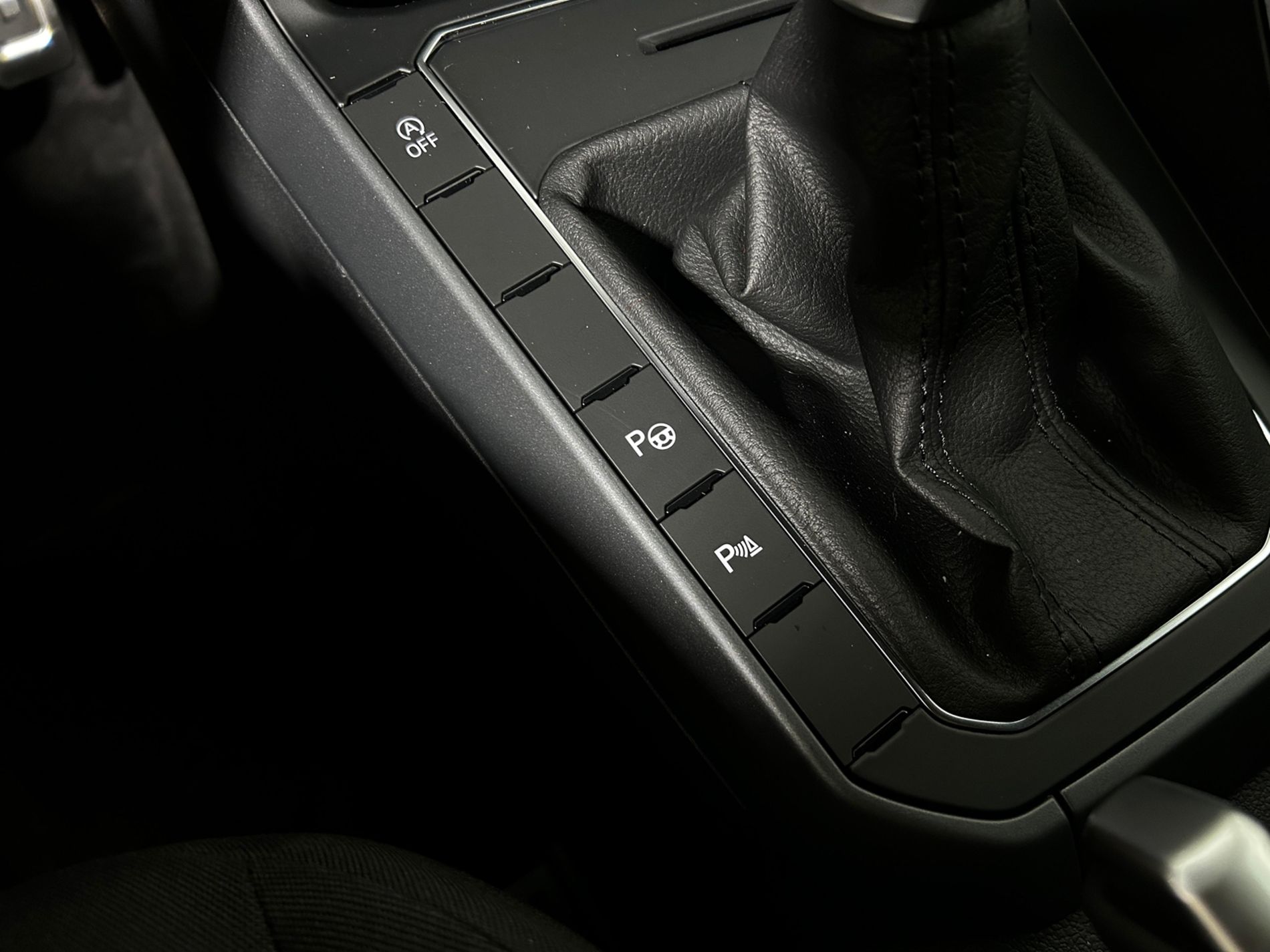 Polo R-Line Plus dsg - Autoviemme