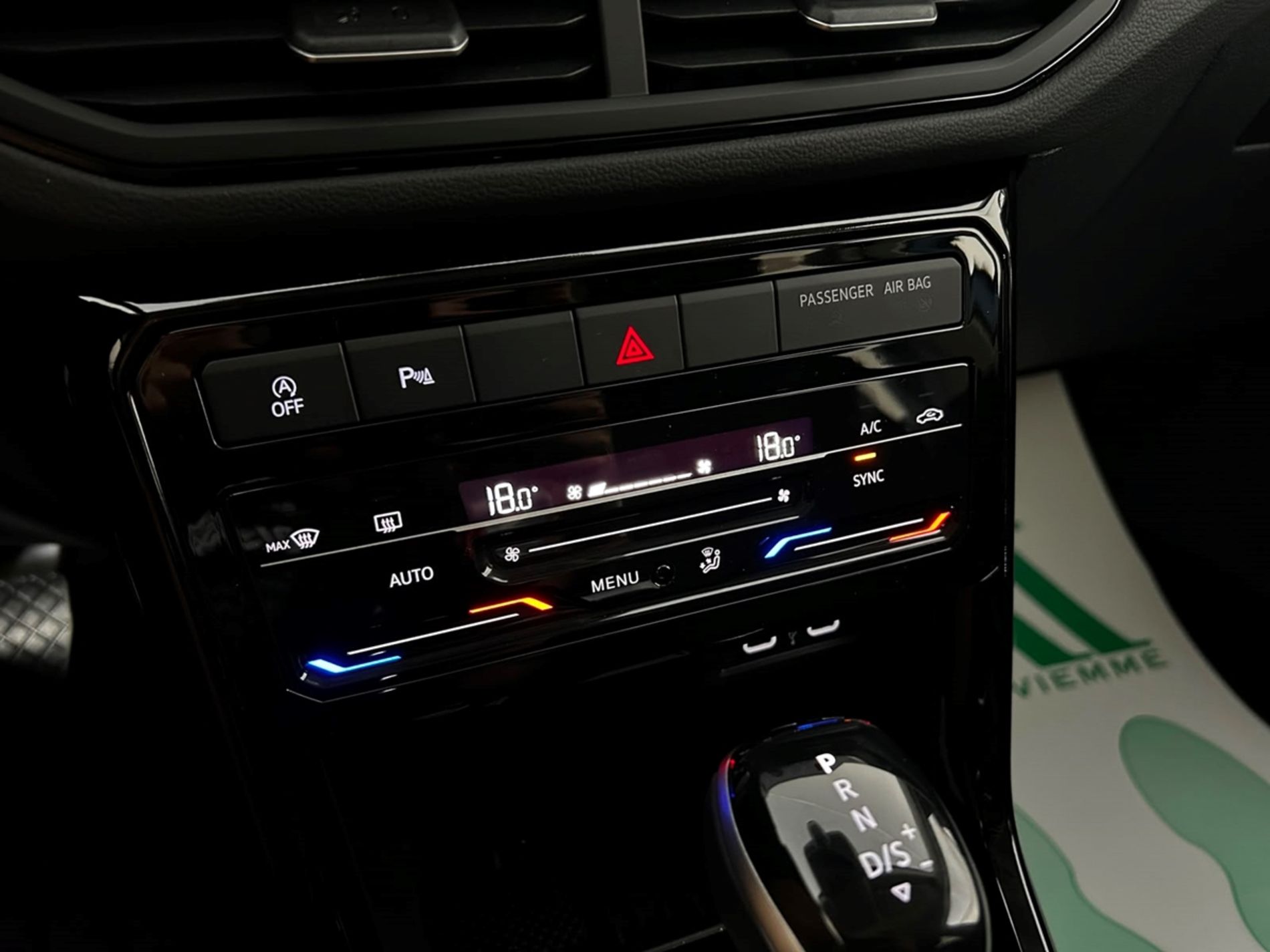 T-Cross 1.0 tsi Edition Plus 115cv dsg - Autoviemme