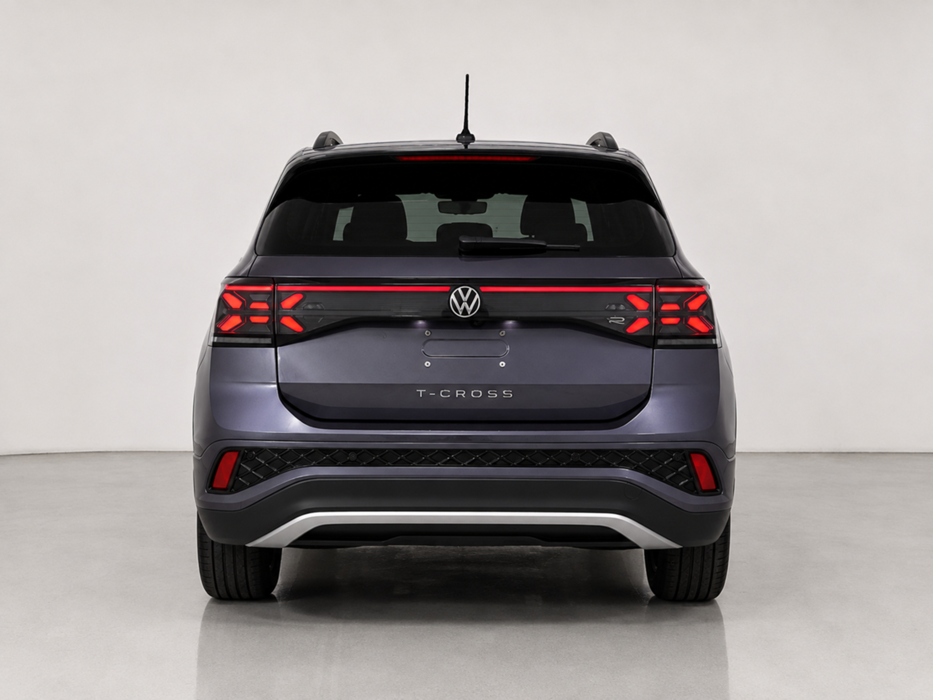 T-Cross R-Line 115cv dsg - Autoviemme