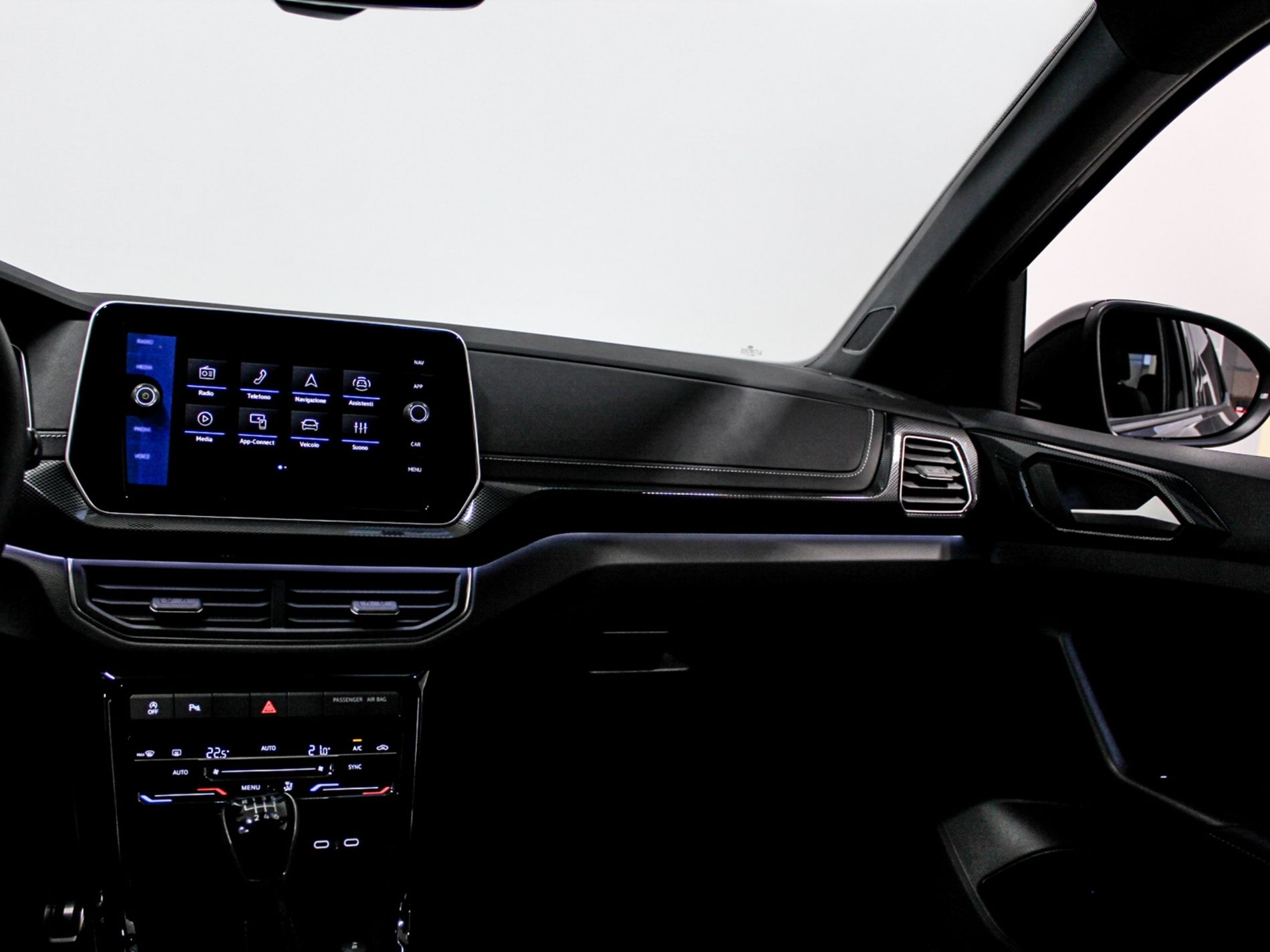 T-Cross 1.0 tsi R-Line Plus 115cv - Autoviemme