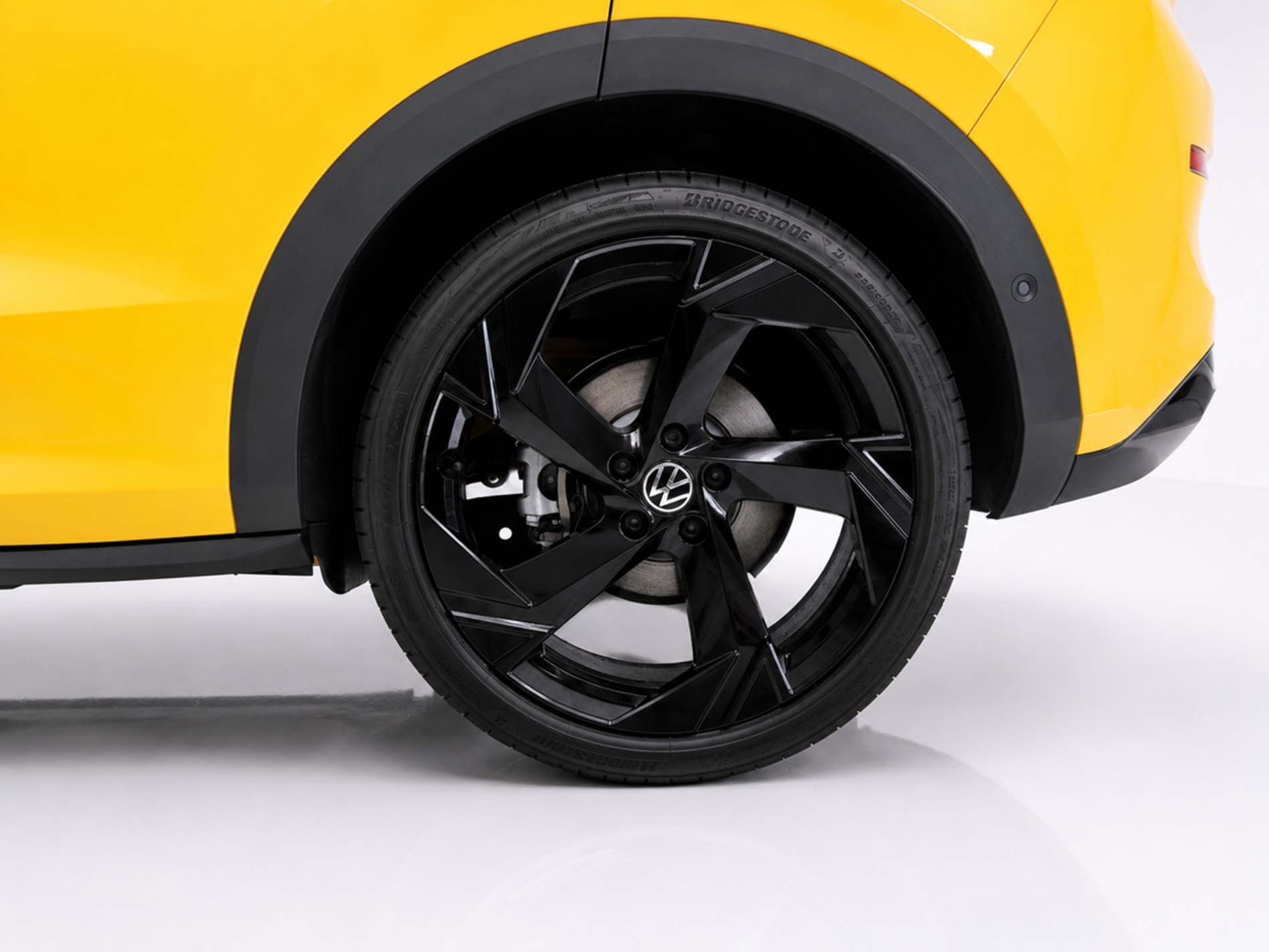 Volkswagen nuovo T-Roc R-Line 150 cv dsg - Autoviemme