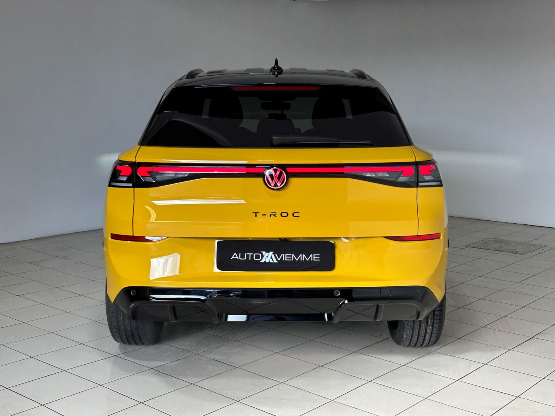 T-Roc R-Line 150cv dsg - Autoviemme