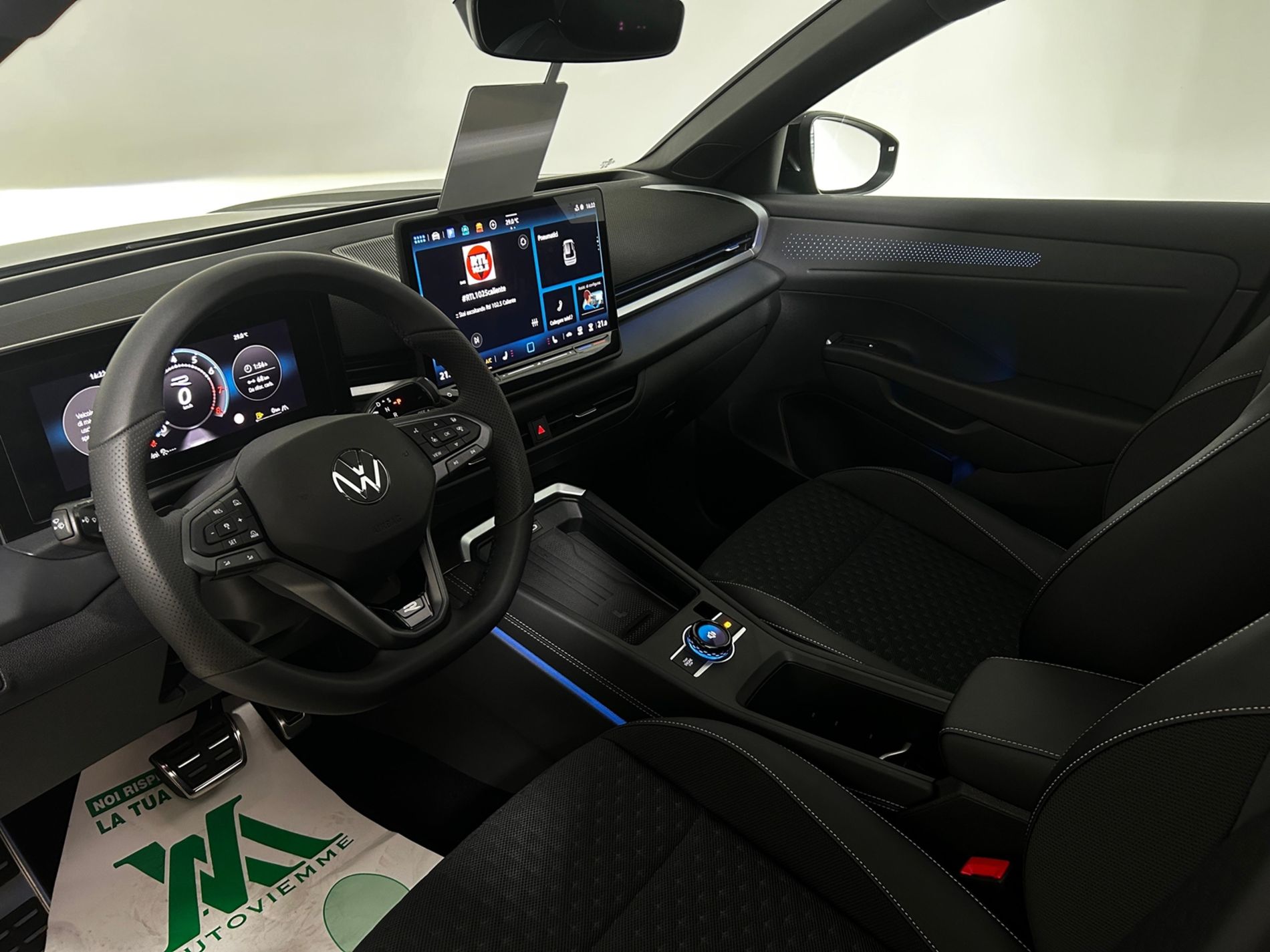 T-Roc 1.5 R-Line 150cv dsg - Autoviemme