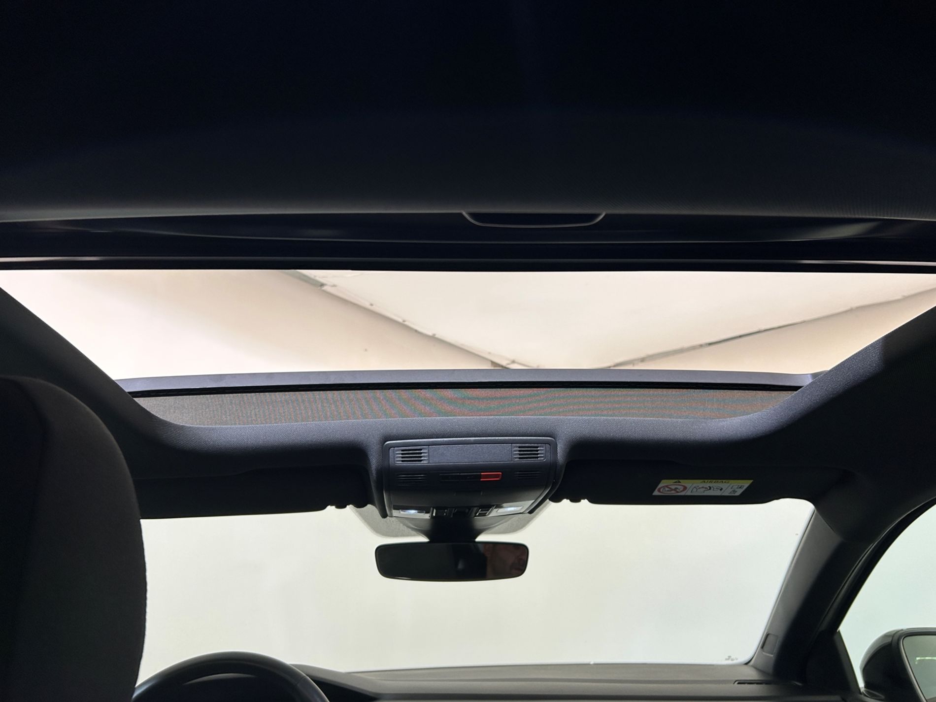 Volkswagen Taigo 1.0 tsi R-Line 115 cv dsg tetto apribile - Autoviemme