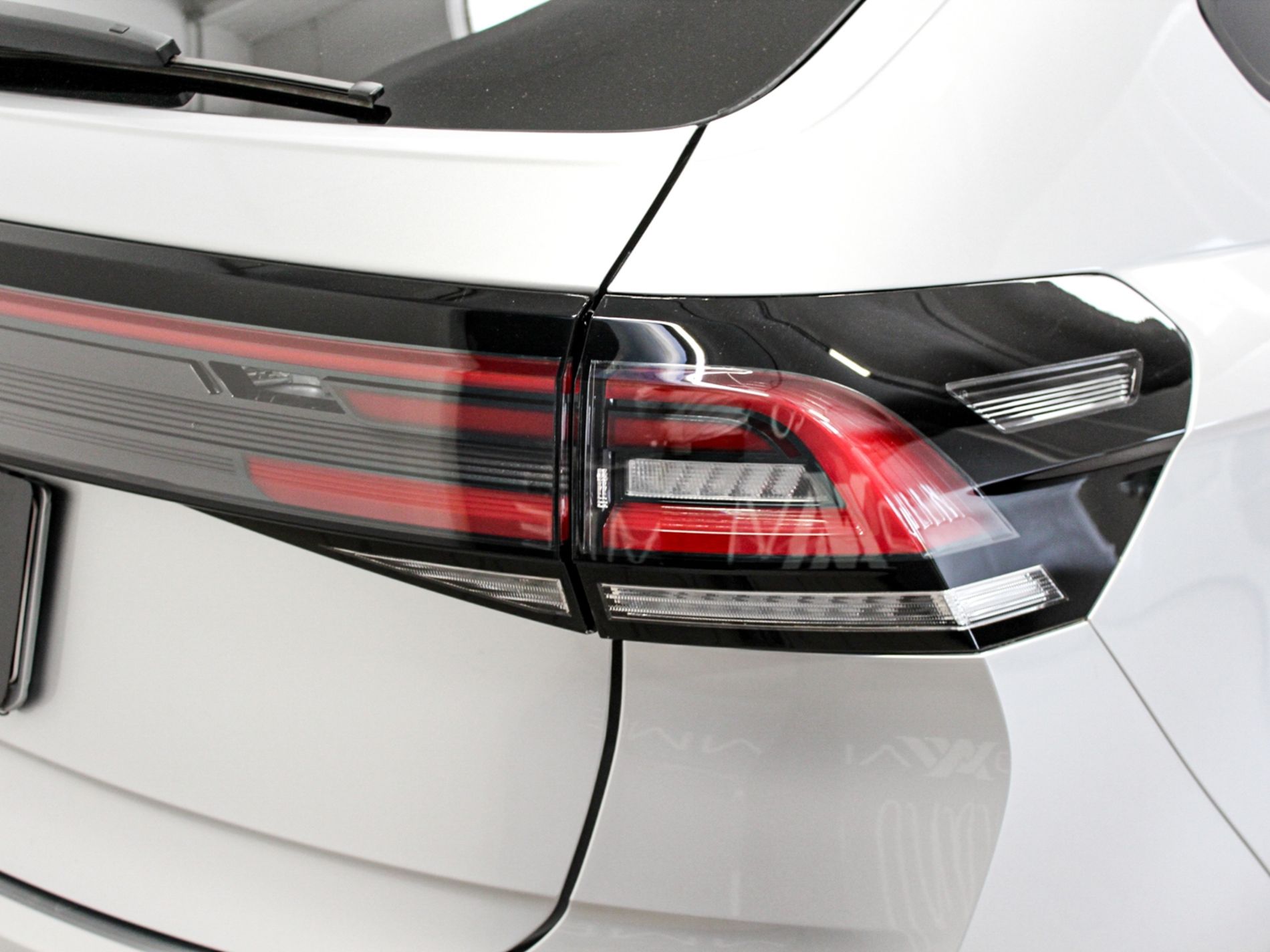 Taigo 1.0 tsi R-Line Plus 115cv dsg - Autoviemme