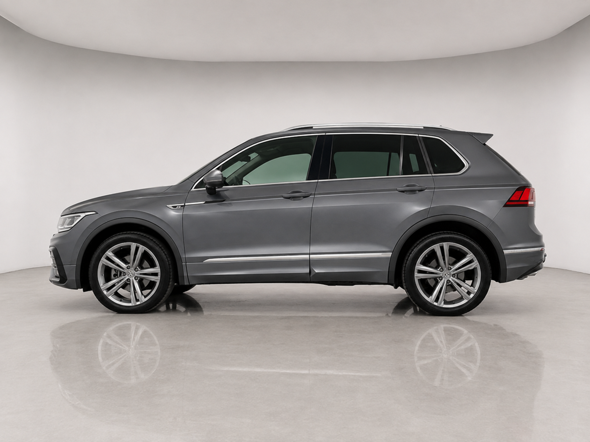 Volkswagen Tiguan Sport 4motion - Autoviemme