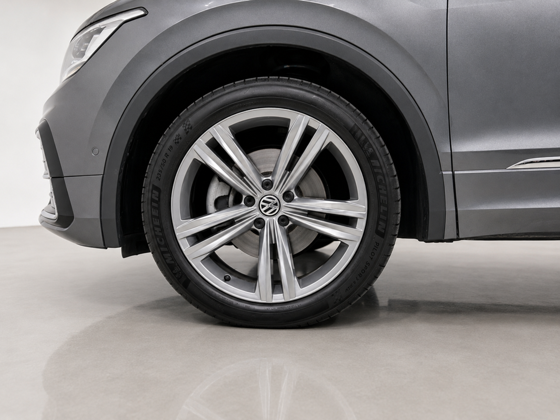 Volkswagen Tiguan Sport 4motion - Autoviemme