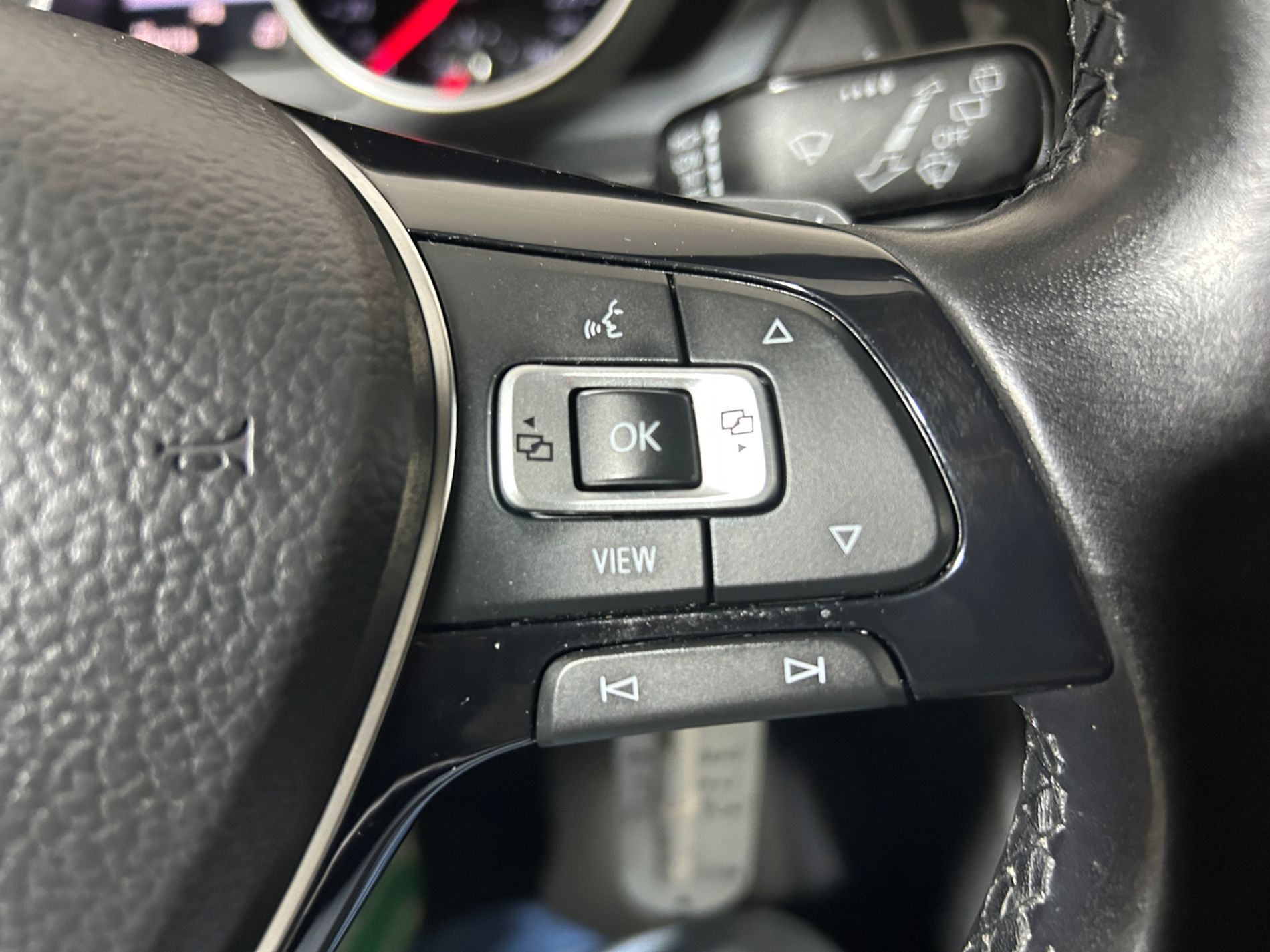 Volkswagen Tiguan 2.0 tdi Sport 4motion 150cv dsg gancio traino - Autoviemme