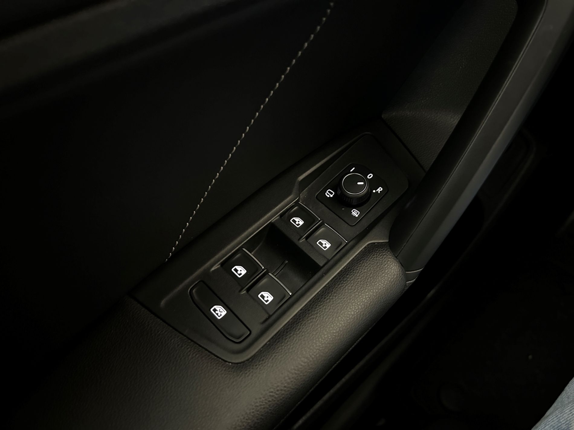 Tiguan R-Line 4motion 150cv dsg - Autoviemme