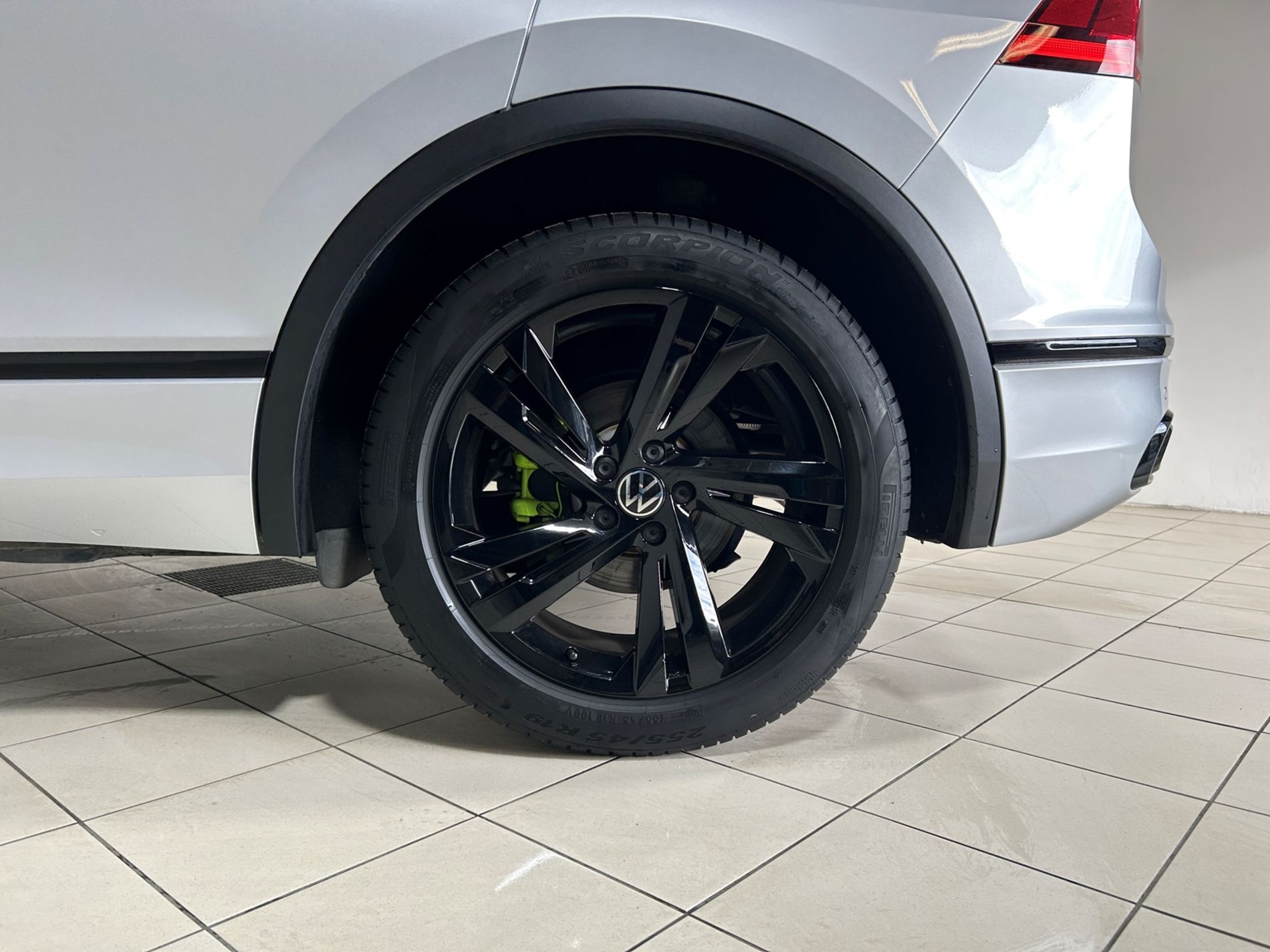 Tiguan 1.5 tsi R-Line dsg - Autoviemme