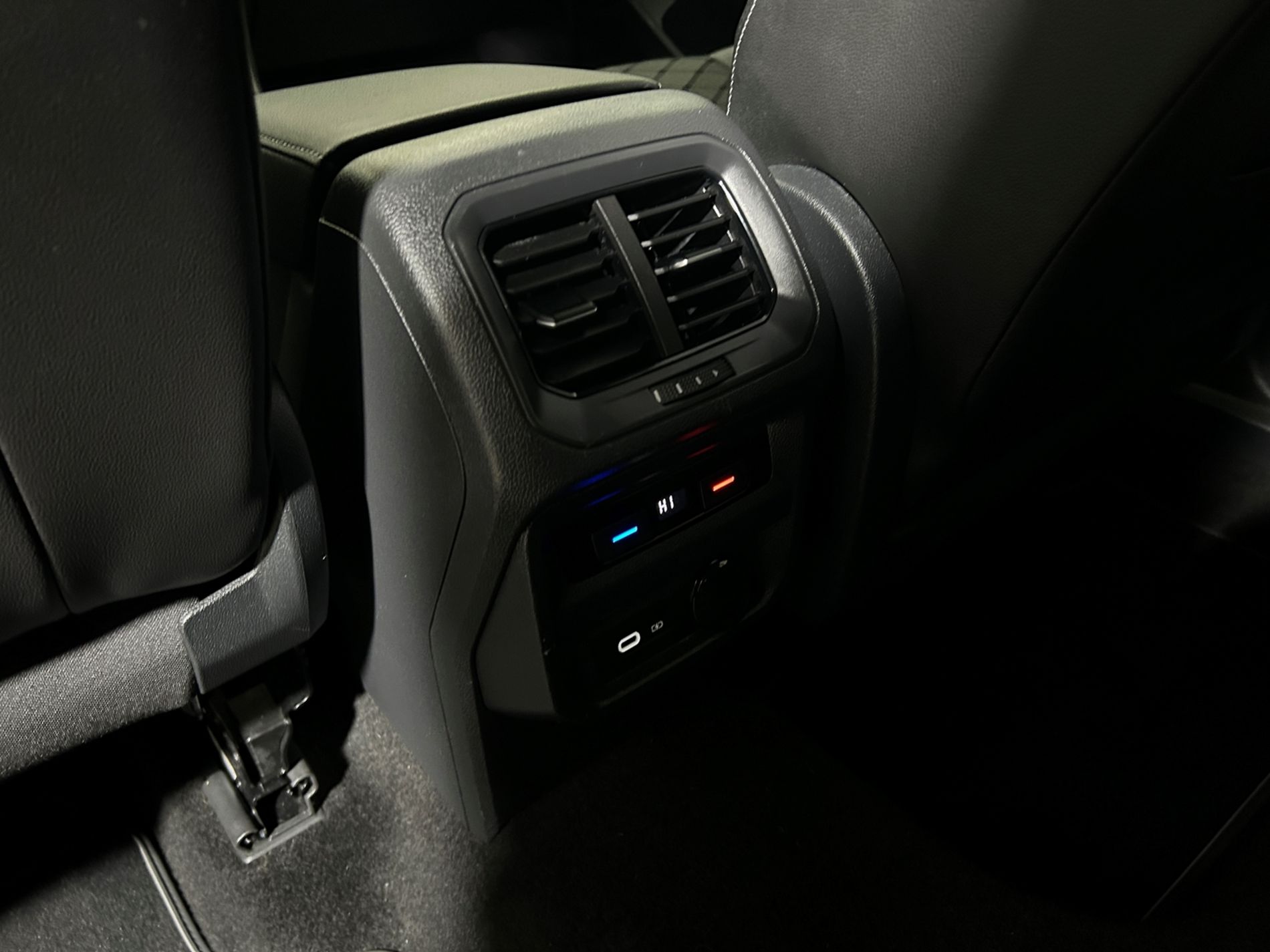 Tiguan 1.5 tsi R-Line dsg - Autoviemme