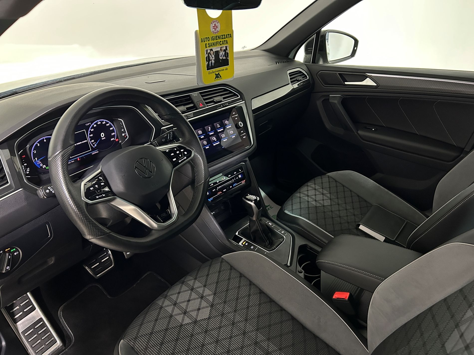 Tiguan R-Line DSG - Autoviemme