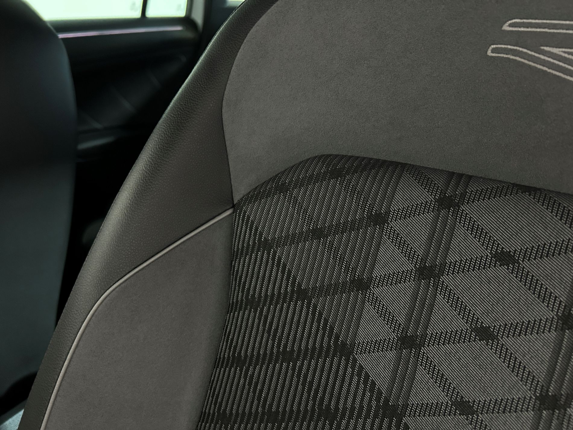 Tiguan R-Line DSG - Autoviemme