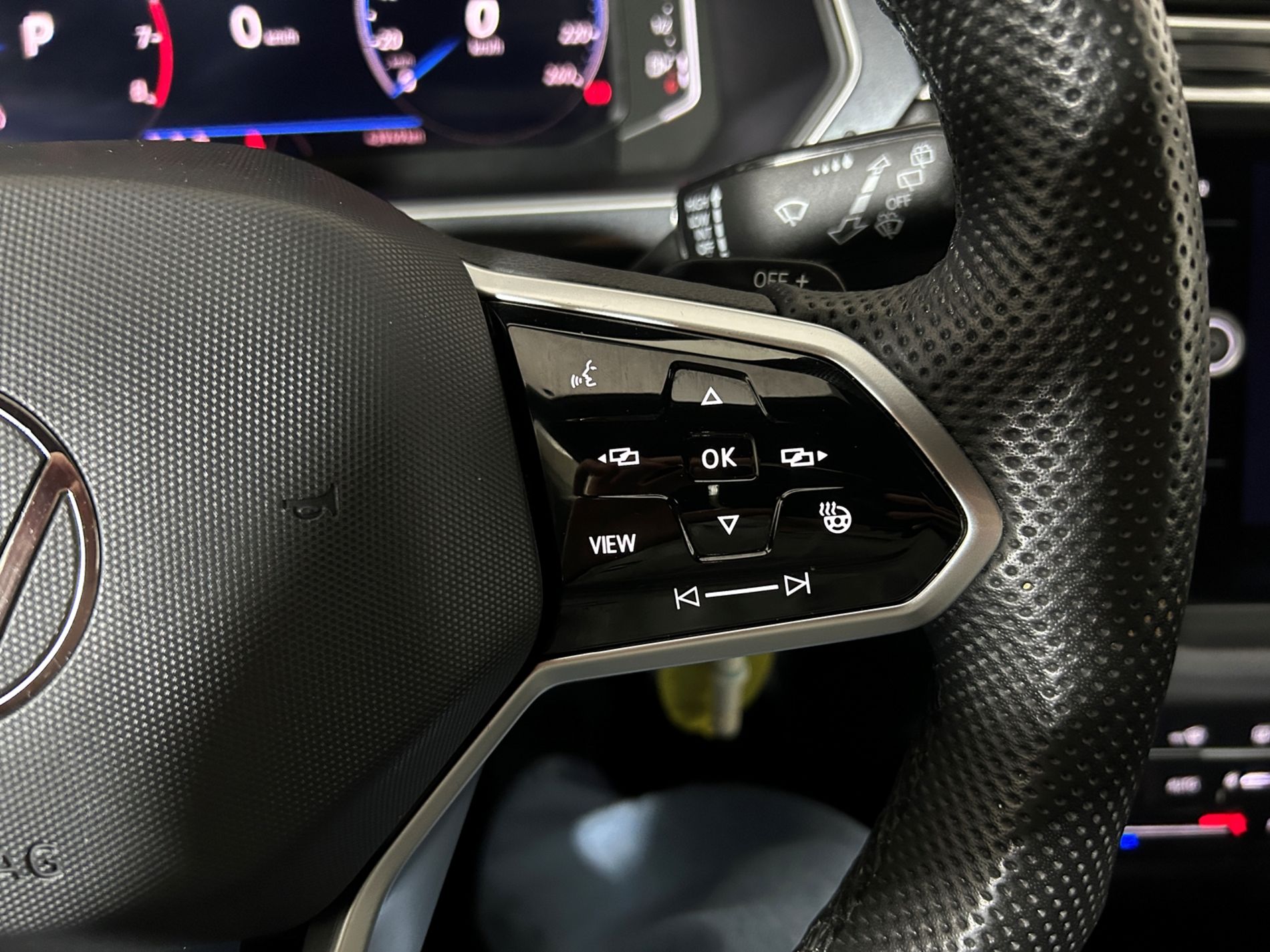 Tiguan R-Line DSG - Autoviemme