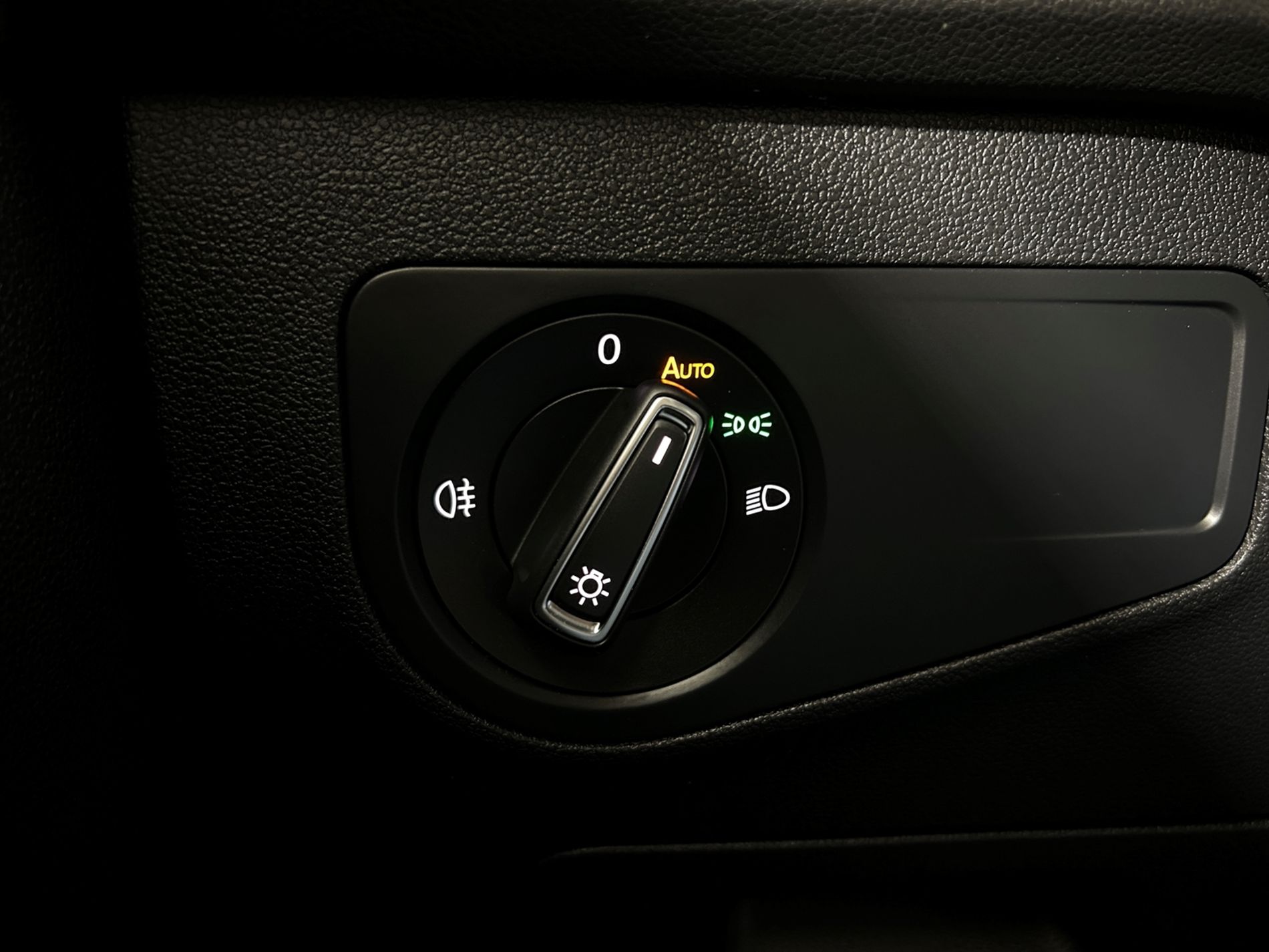 Tiguan R-Line DSG - Autoviemme