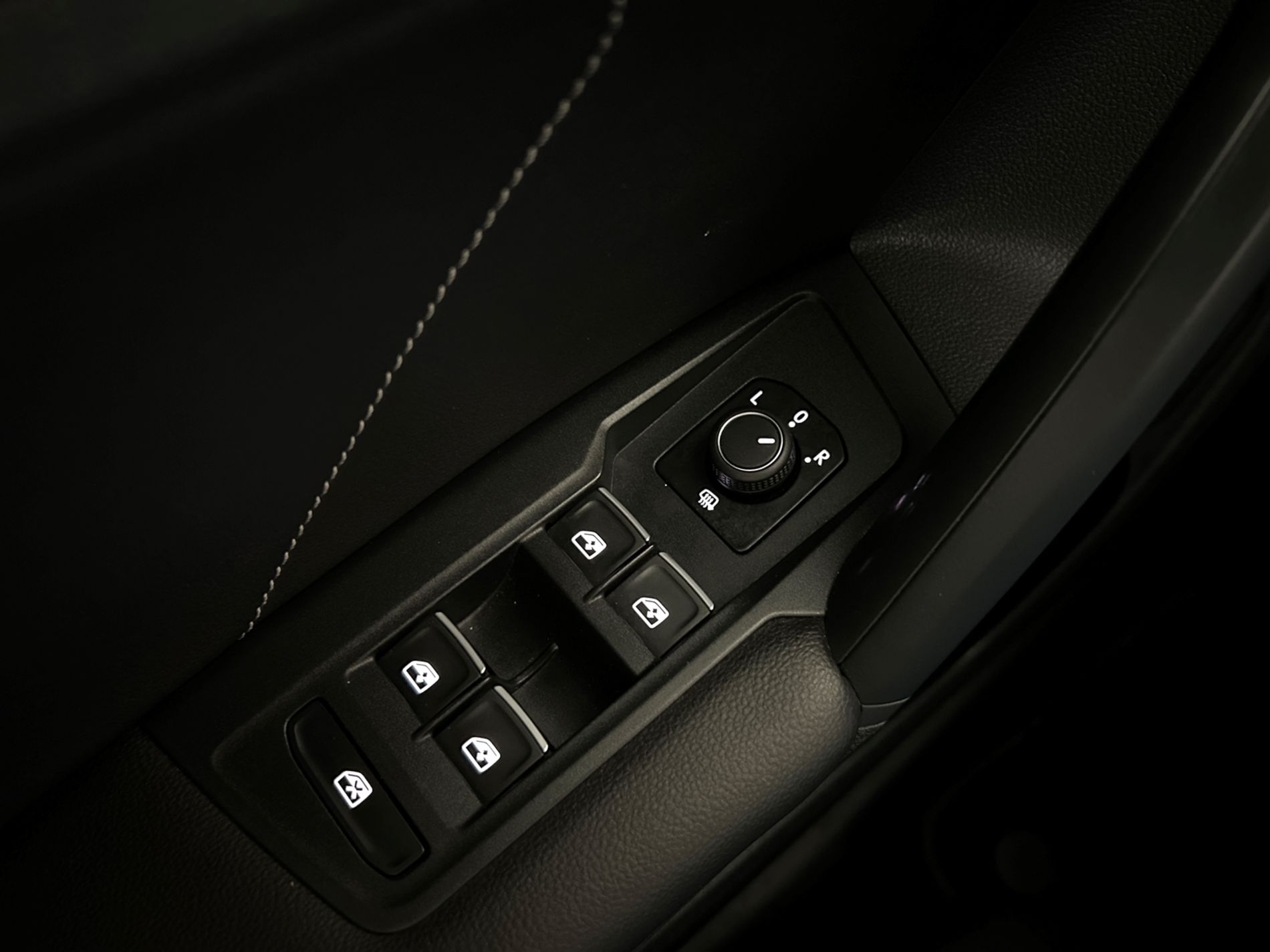 Tiguan R-Line DSG - Autoviemme