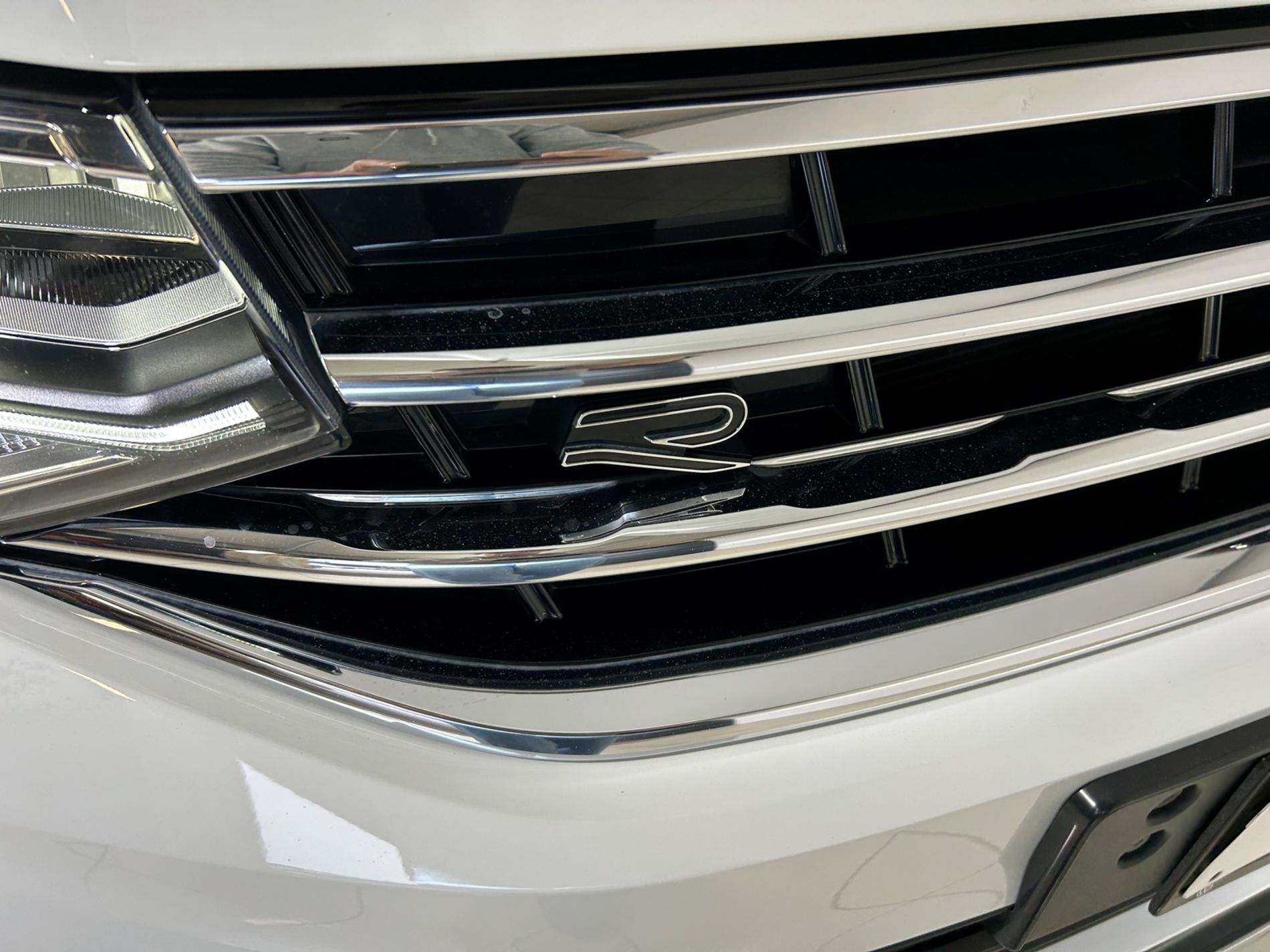 Tiguan R-Line DSG - Autoviemme