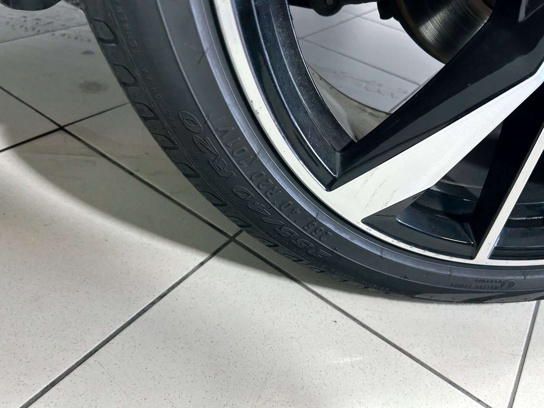 Tiguan R-Line DSG - Autoviemme