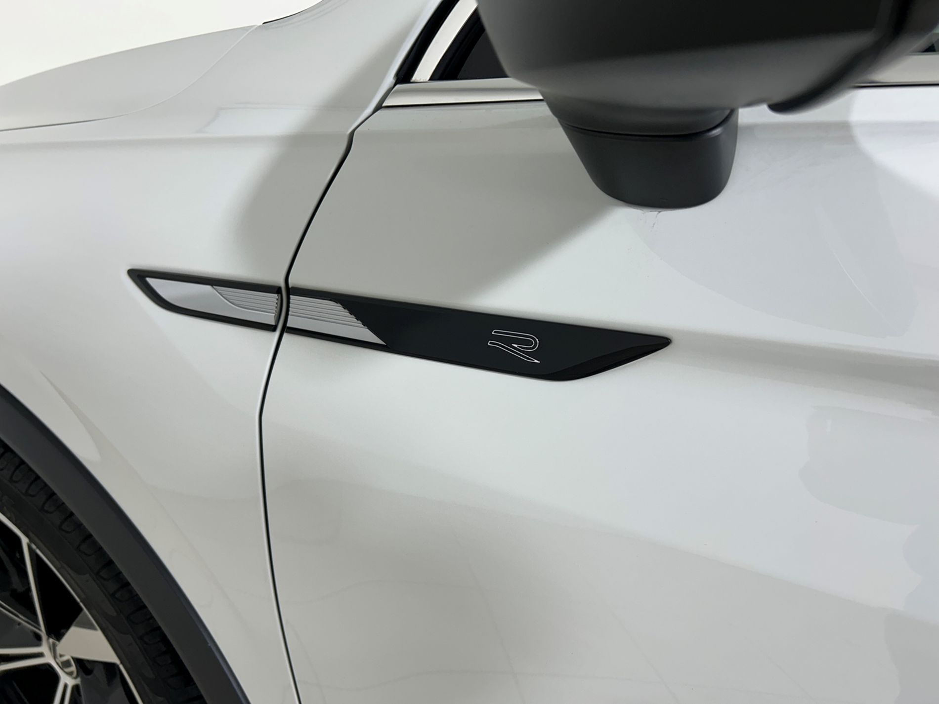 Tiguan R-Line DSG - Autoviemme