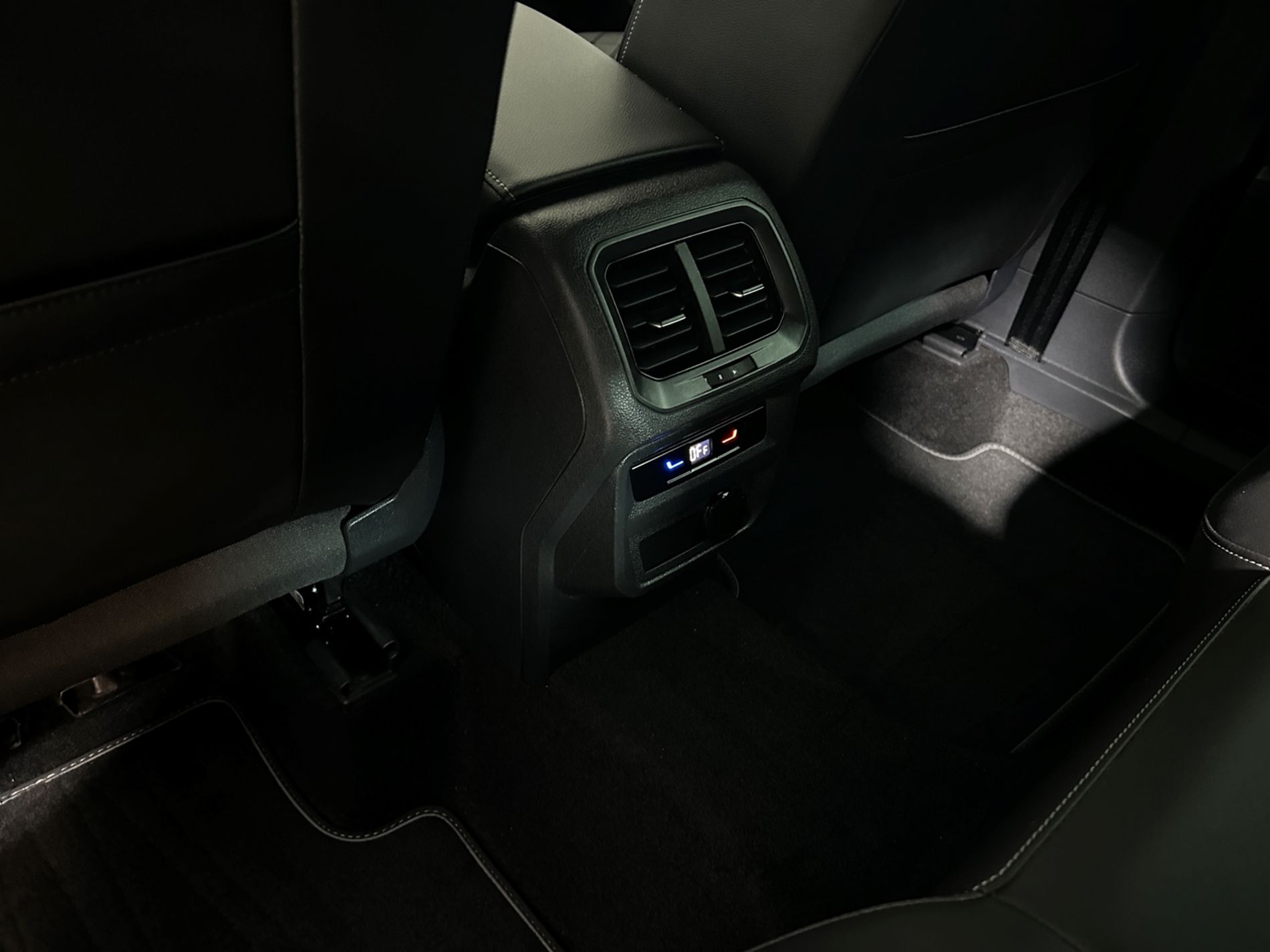 Tiguan R-Line DSG - Autoviemme