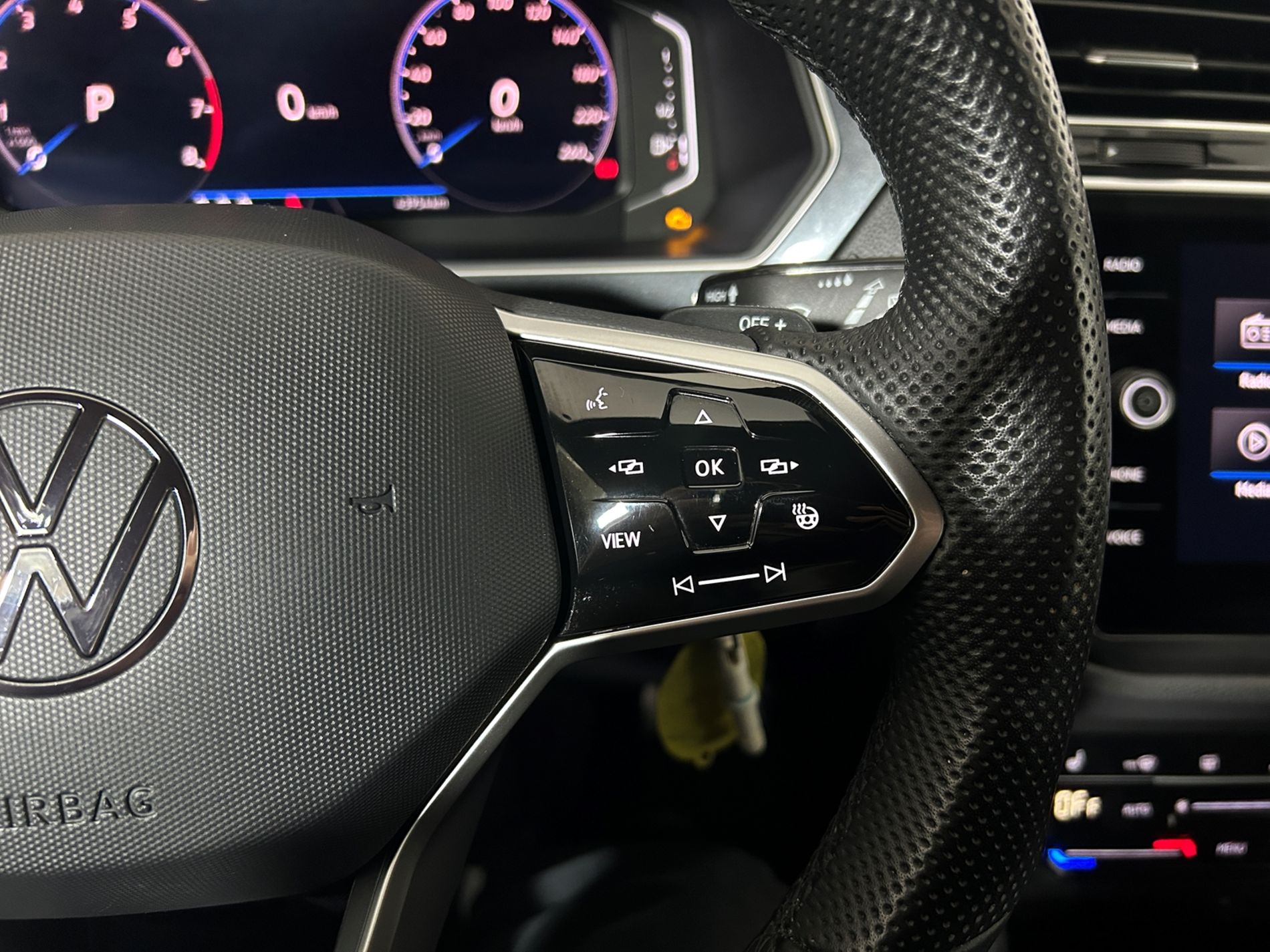 Tiguan R-Line DSG - Autoviemme