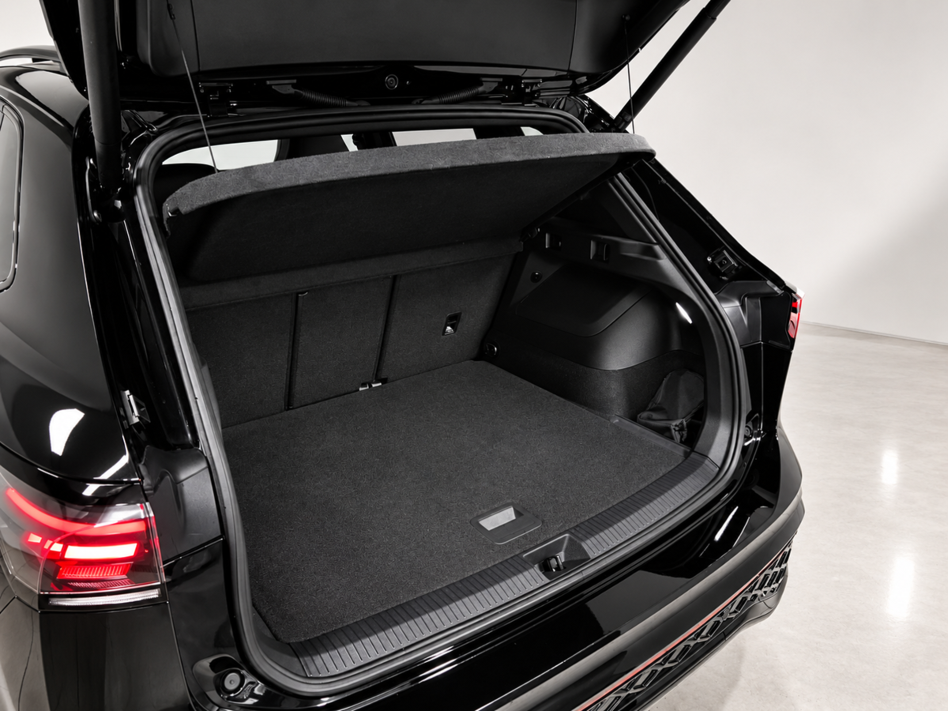 Tiguan 1.5 etsi R-Line Plus 150cv dsg - Autoviemme