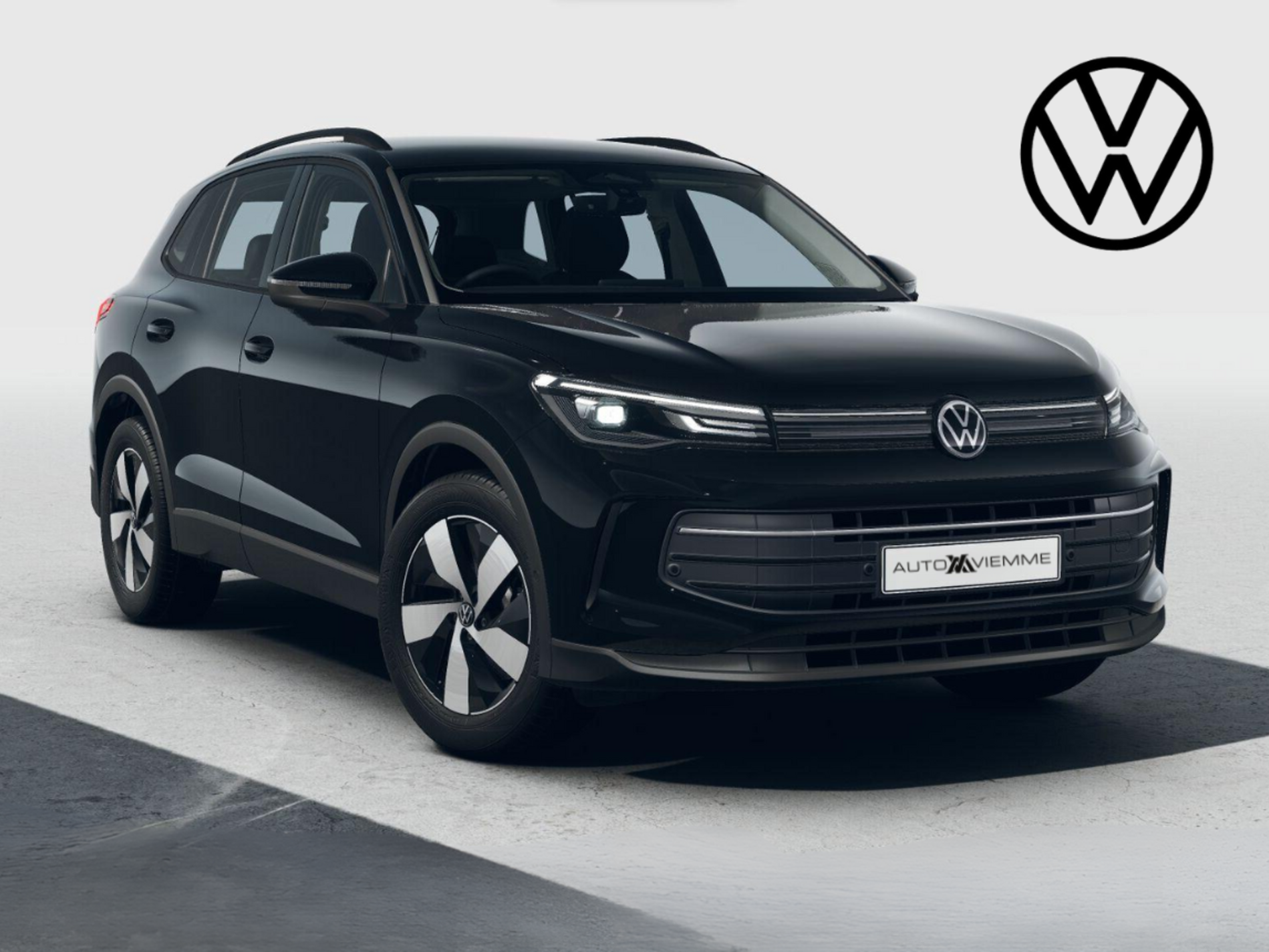 Scopri VOLKSWAGEN Tiguan in pronta consegna, solo su Autoviemme.it! - Autoviemme