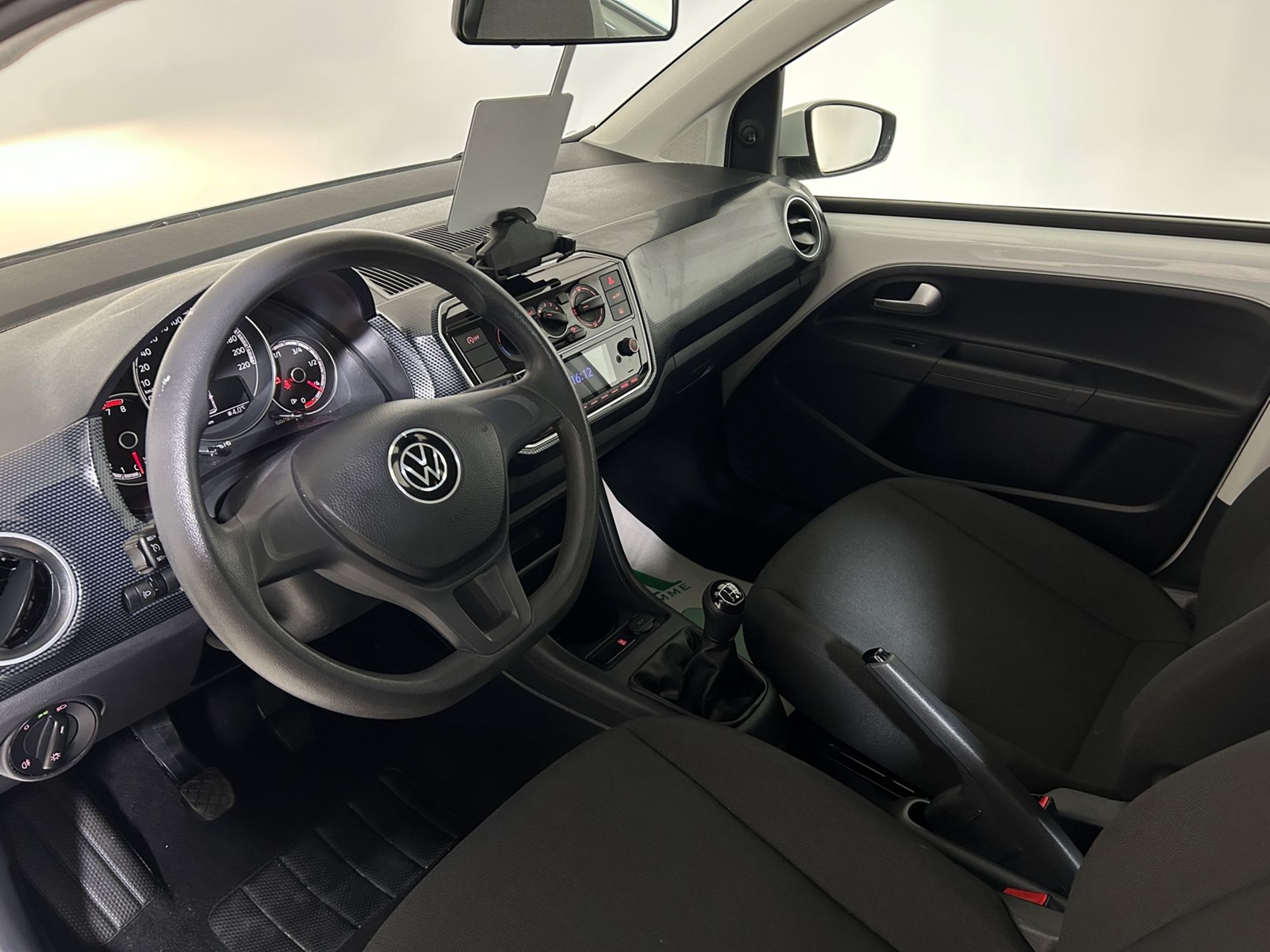 Volkswagen Up 1.0 60cv - Autoviemme