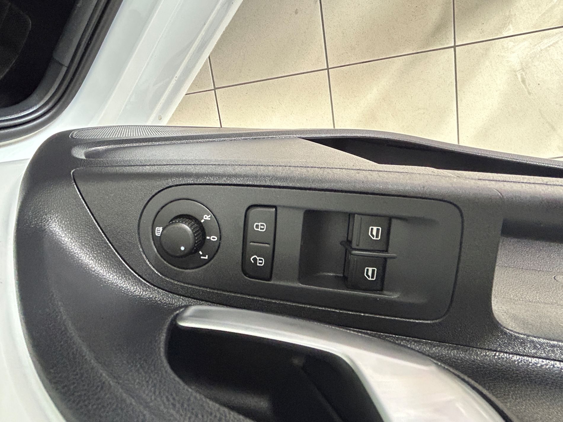 Volkswagen up! 5p 1.0 evo Move up! 65 cv - Autoviemme