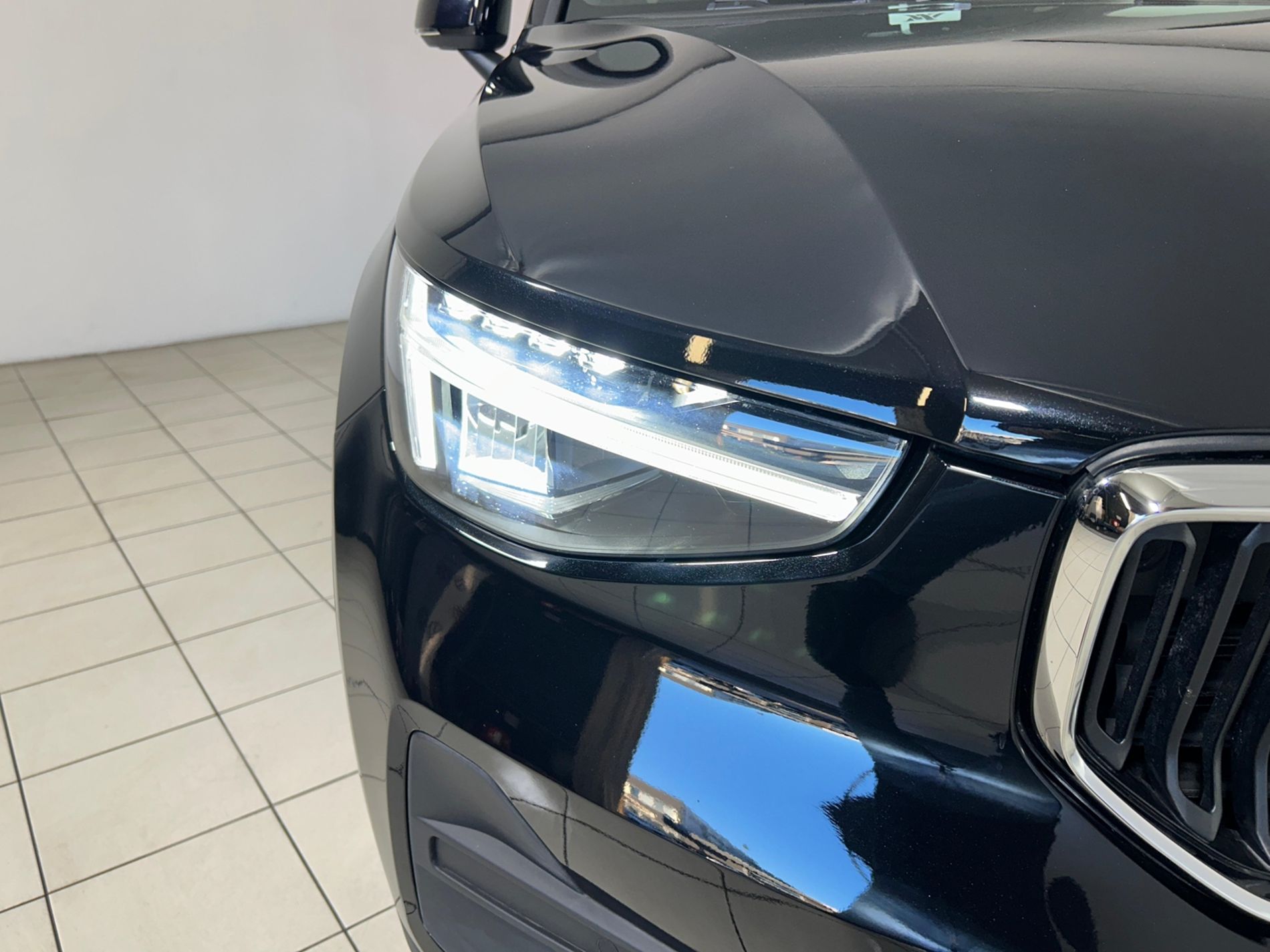 XC40 B4 Core awd - Autoviemme